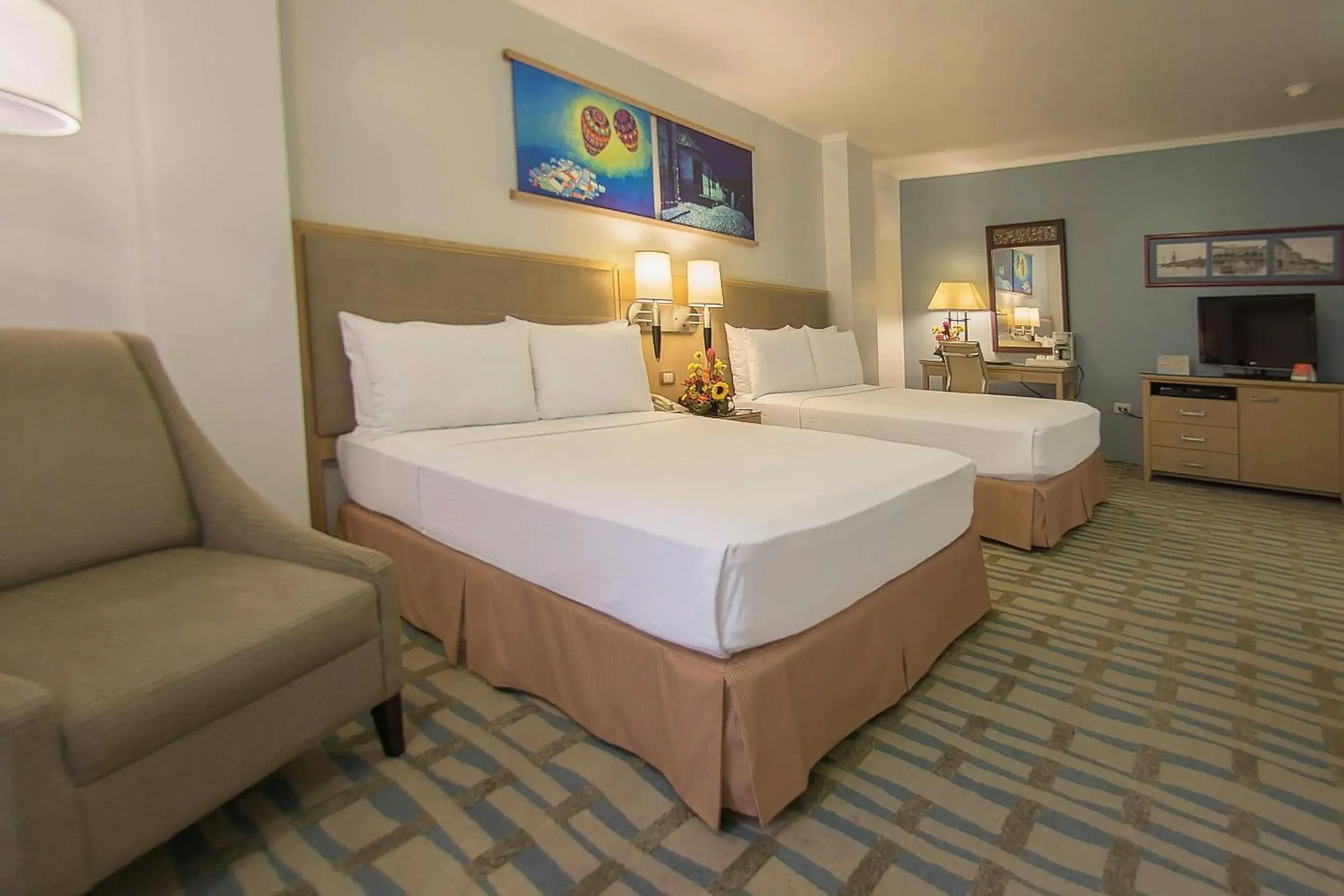 Deluxe Double Room with Two Double Beds - Non-Smoking in Grand Hotel Guayaquil, an Ascend Collection Hotel Deluxe Double Room with Two Double Beds - Non-Smoking in Grand Hotel Guayaquil, an Ascend Collection Hotel
