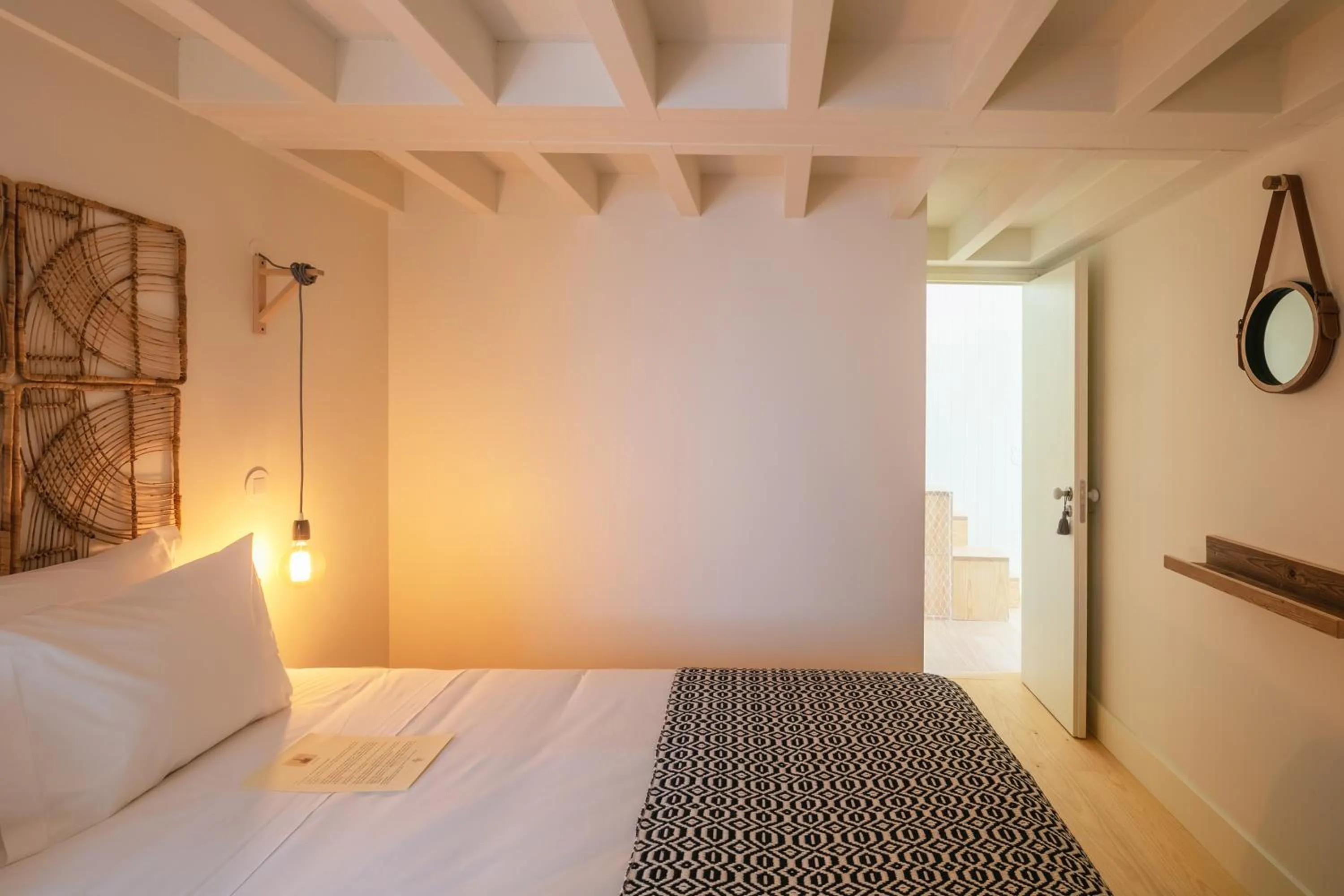Bed in Almaria - Officina Real Apartments | Chiado