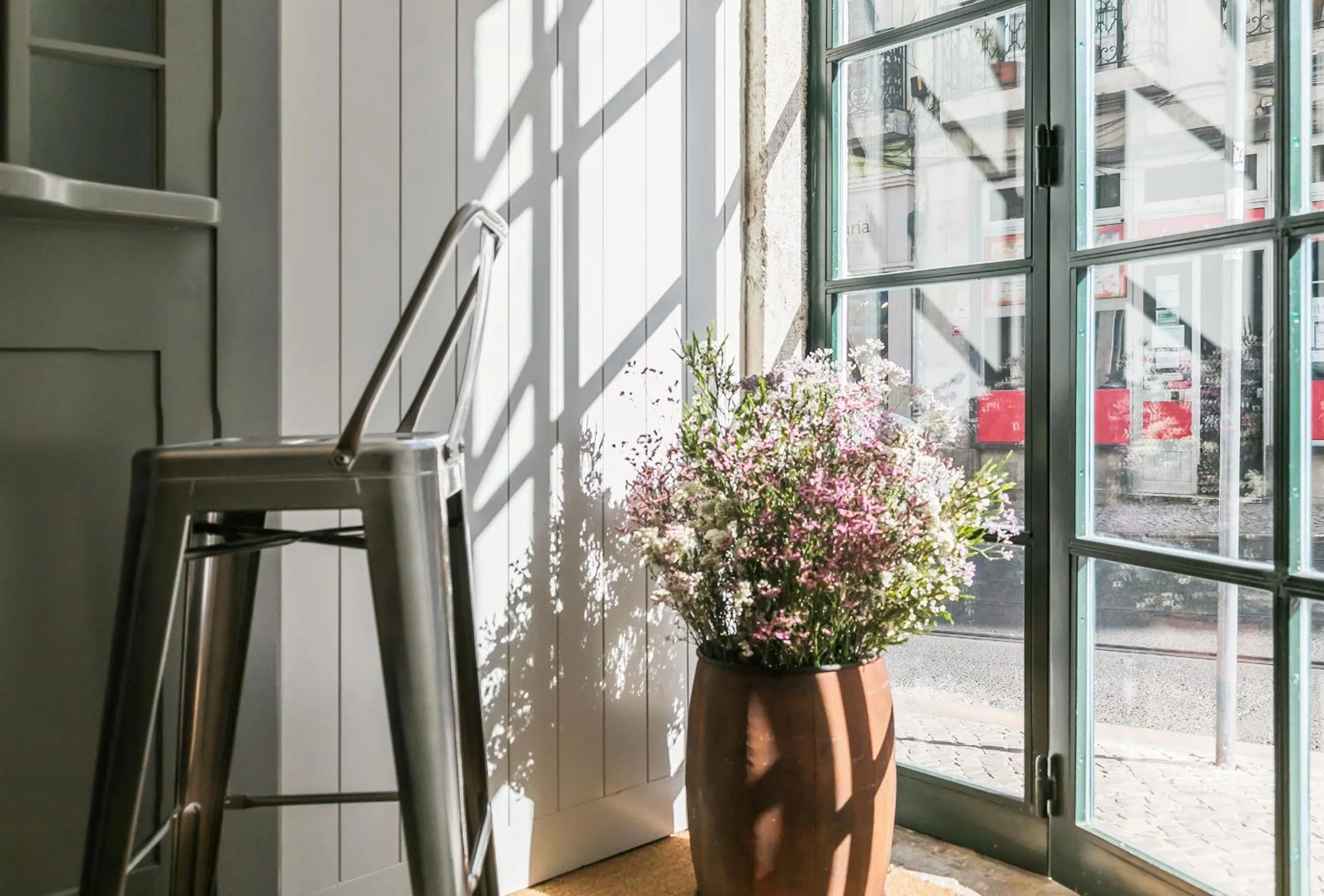 Lobby or reception in Almaria - Officina Real Apartments | Chiado