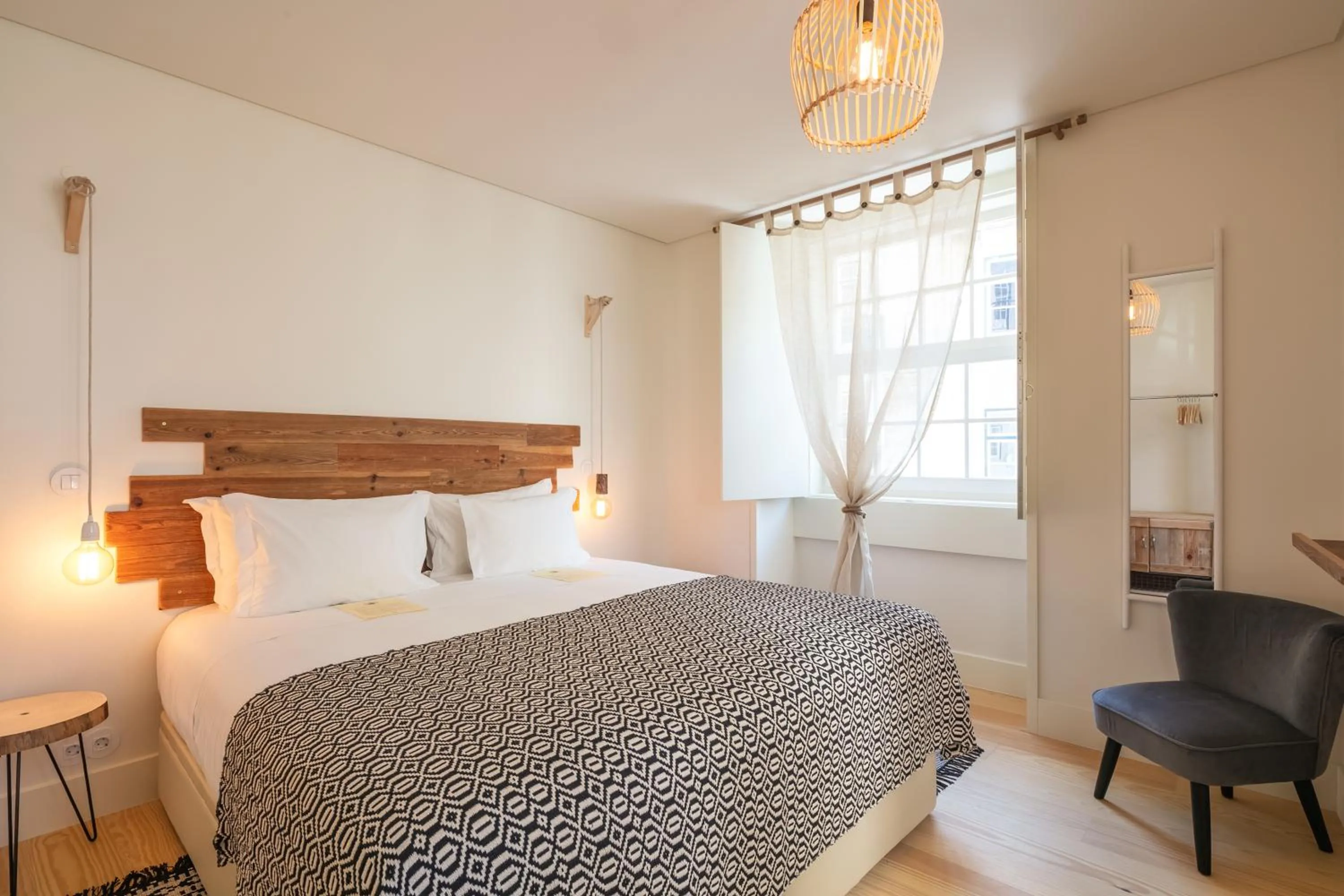 Bed in Almaria - Officina Real Apartments | Chiado