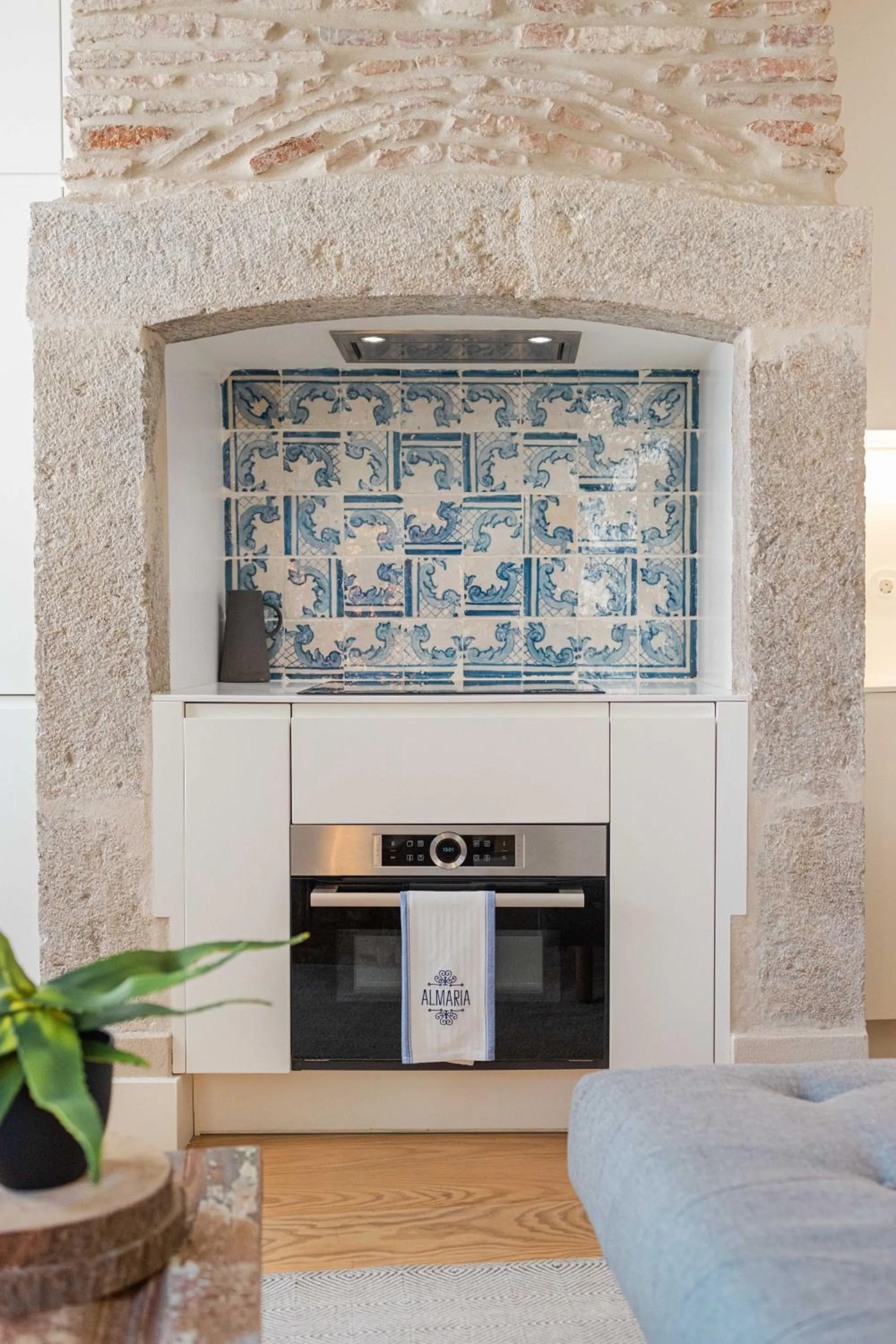 Decorative detail in Almaria - Officina Real Apartments | Chiado