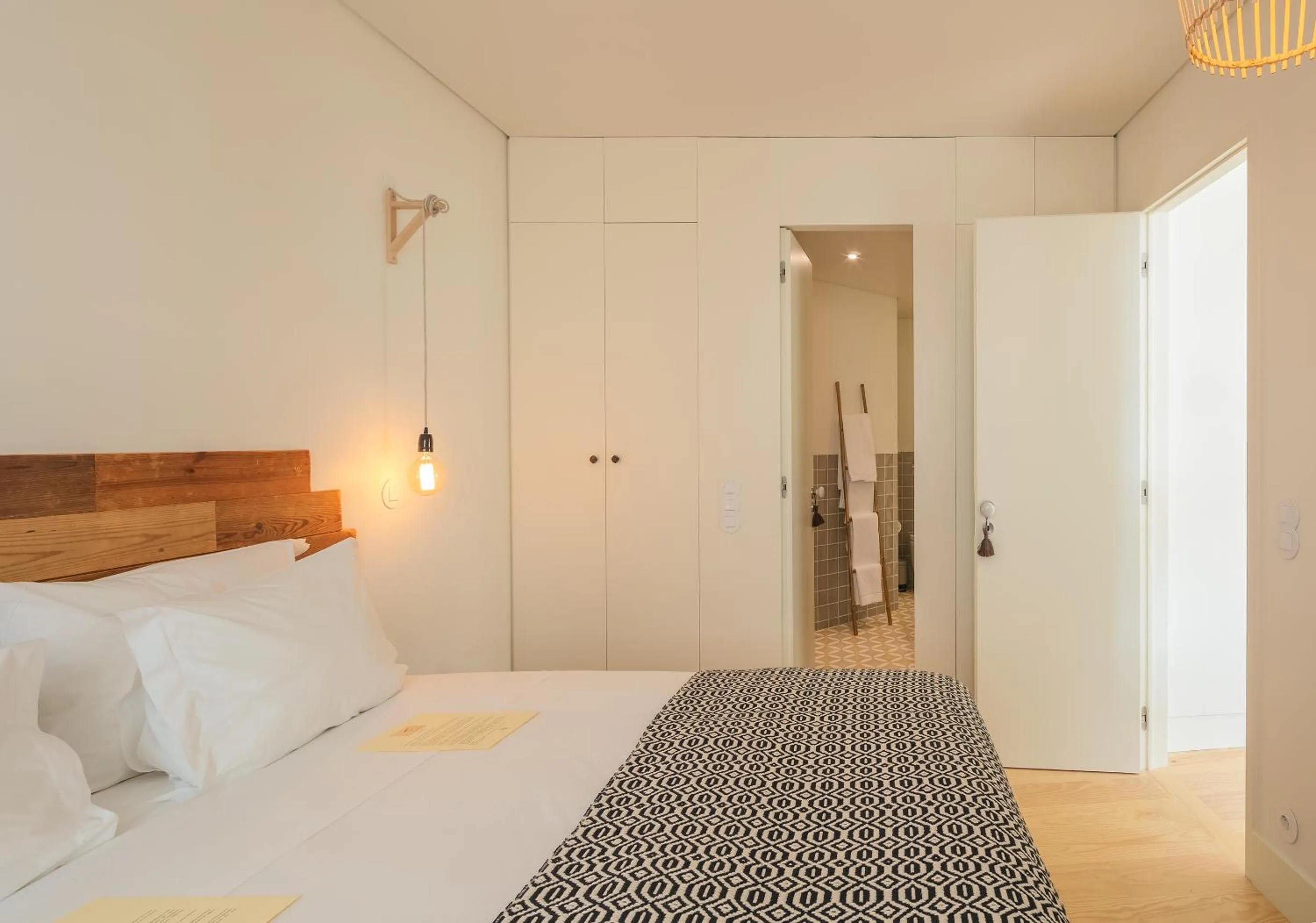Bed in Almaria - Officina Real Apartments | Chiado