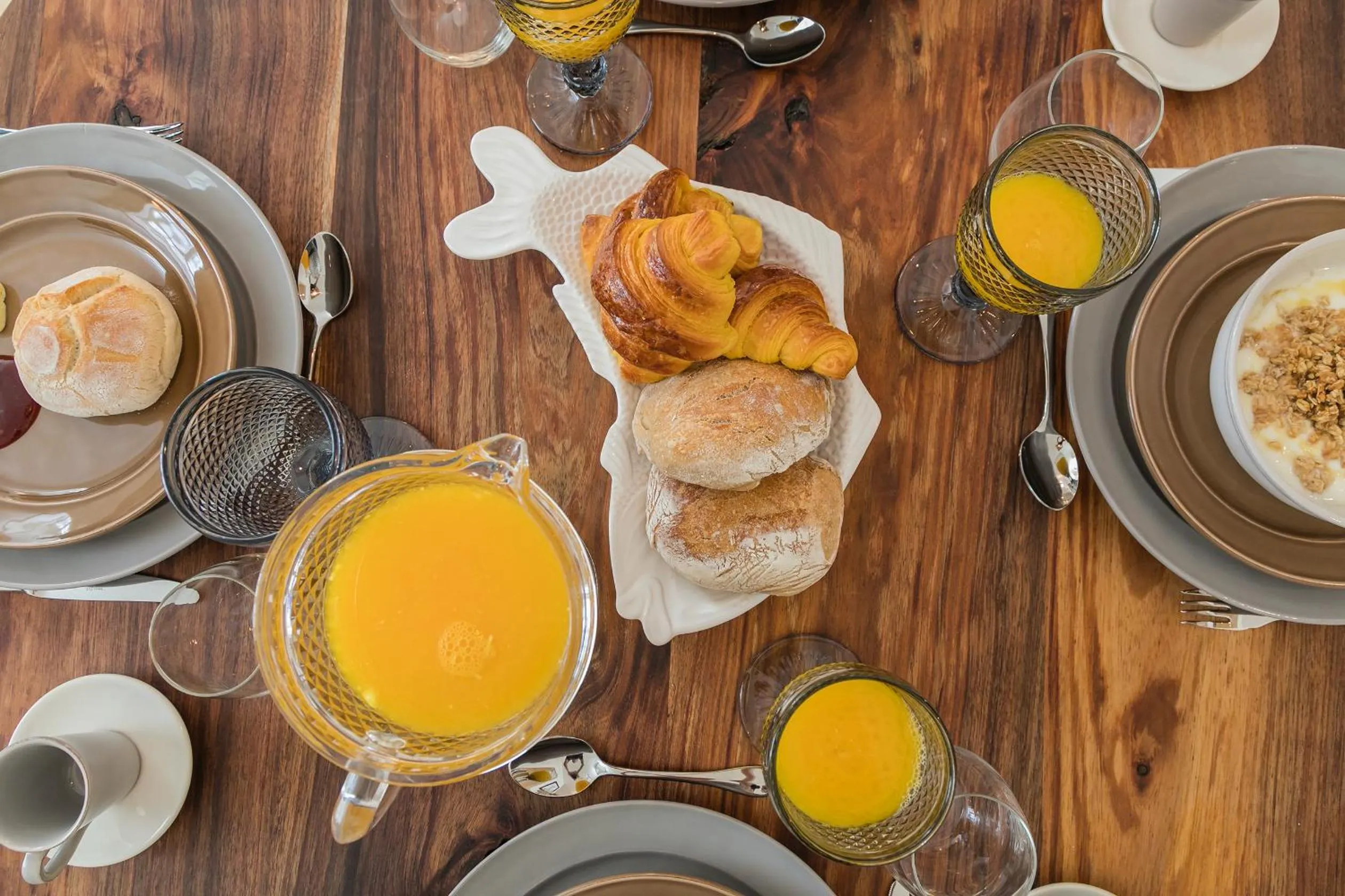 Food and drinks in Almaria - Officina Real Apartments | Chiado