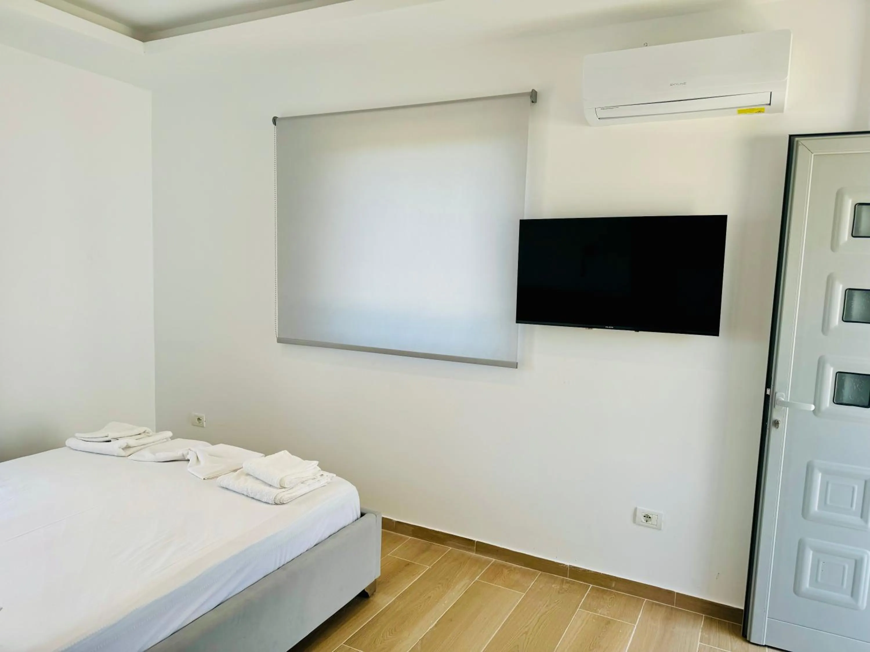 TV and multimedia in Petros rooms