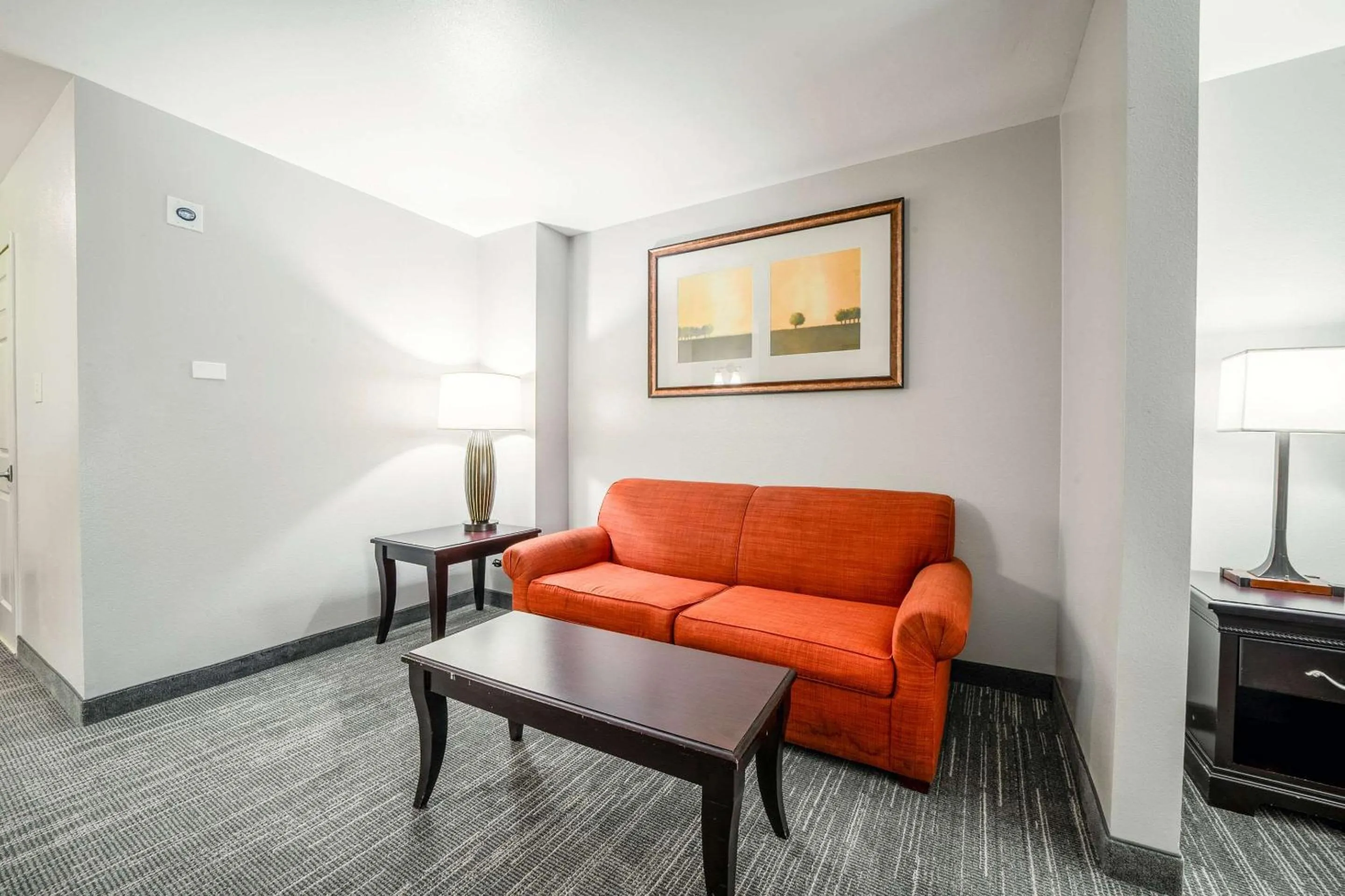 Bedroom in Country Inn & Suites by Radisson, Ontario at Ontario Mills, CA