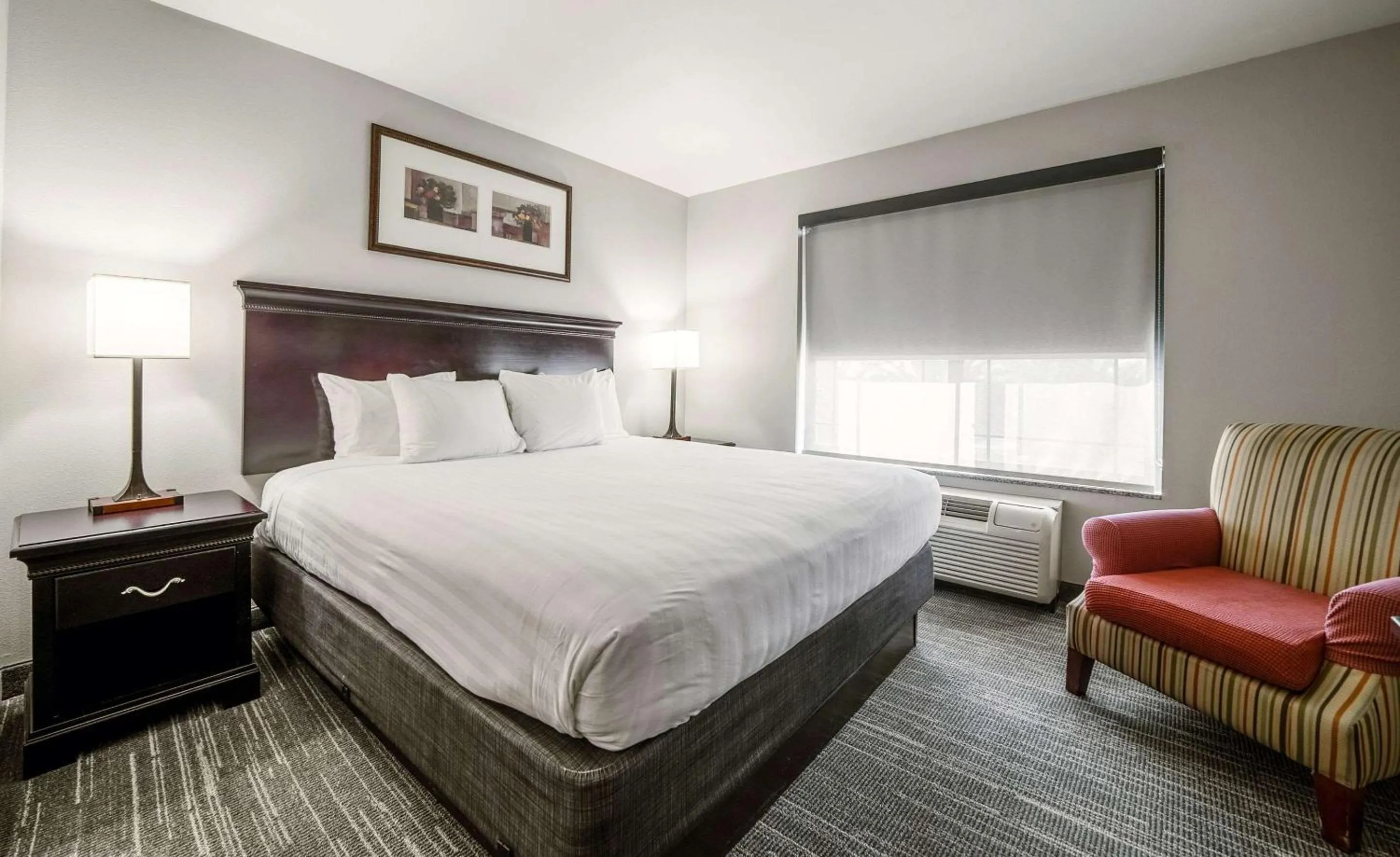 Bedroom, Bed in Country Inn & Suites by Radisson, Ontario at Ontario Mills, CA