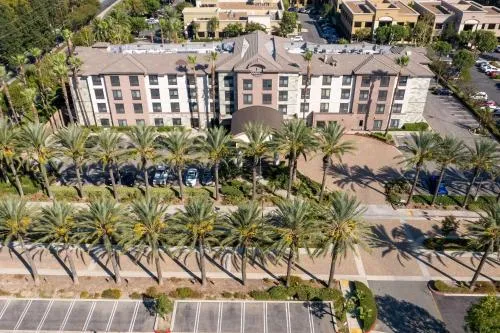 Country Inn & Suites by Radisson, Ontario at Ontario Mills, CA