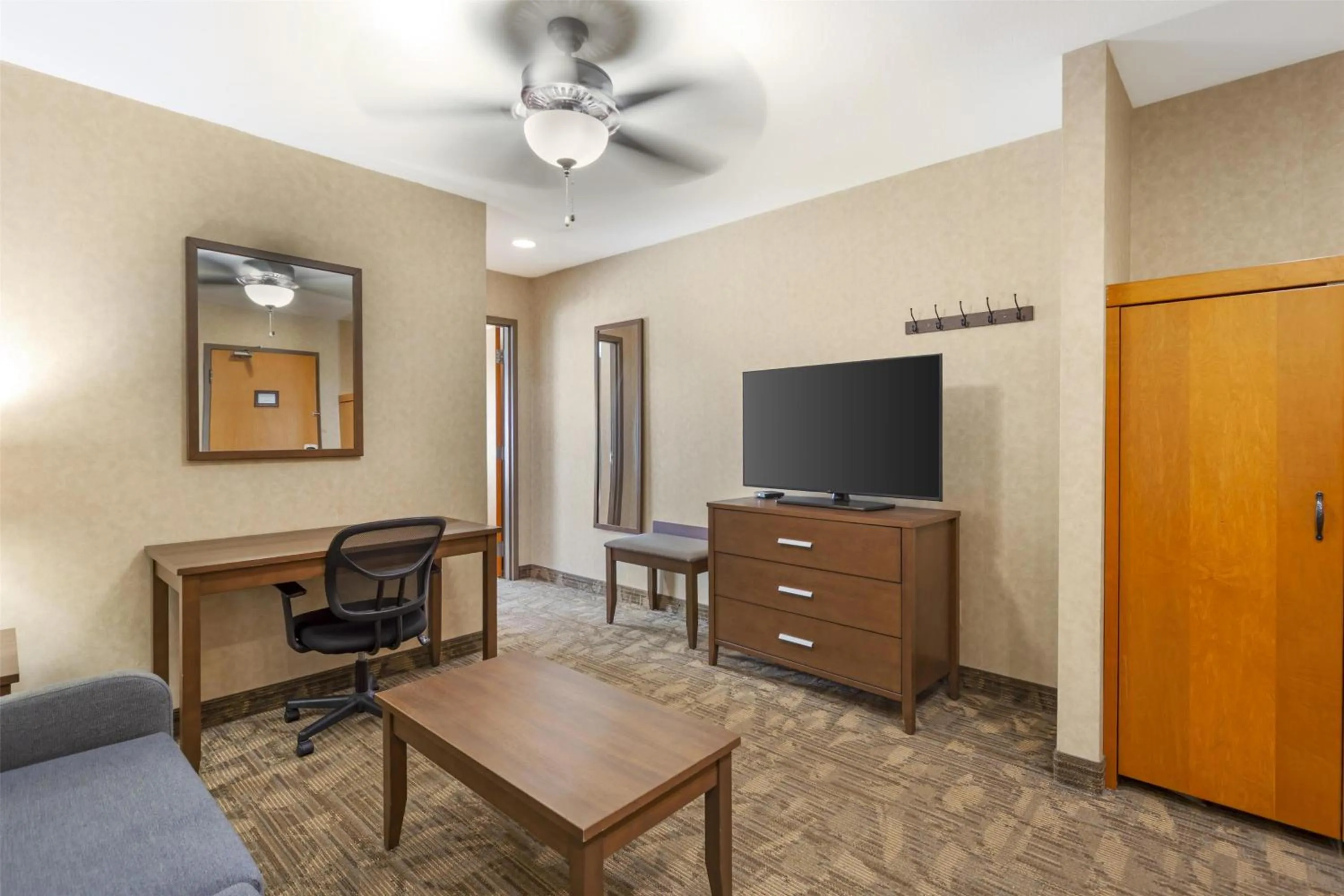 Photo of the whole room in Best Western Plus Valemount Inn & Suites