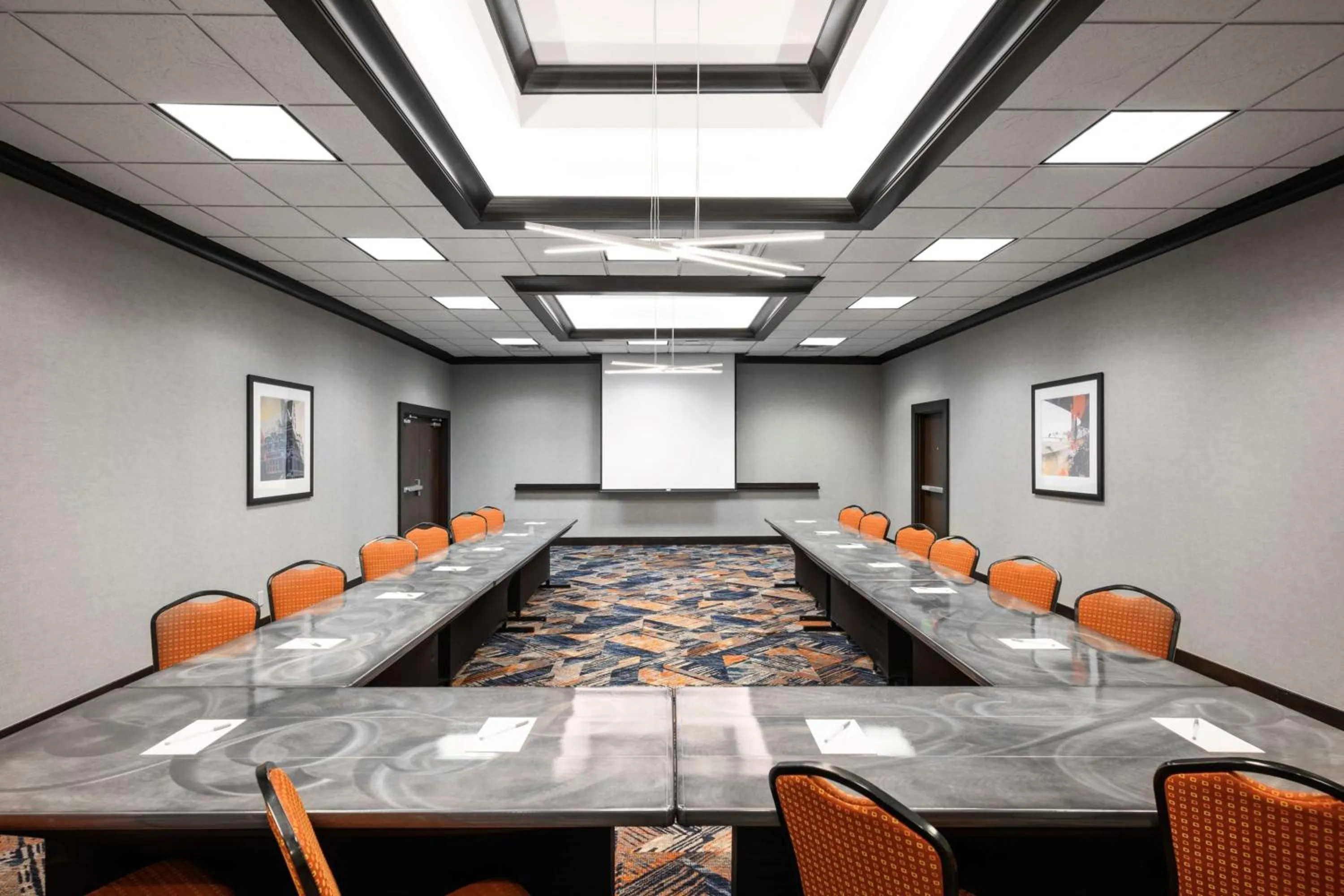 Meeting/conference room in Hampton Inn Evansville Airport