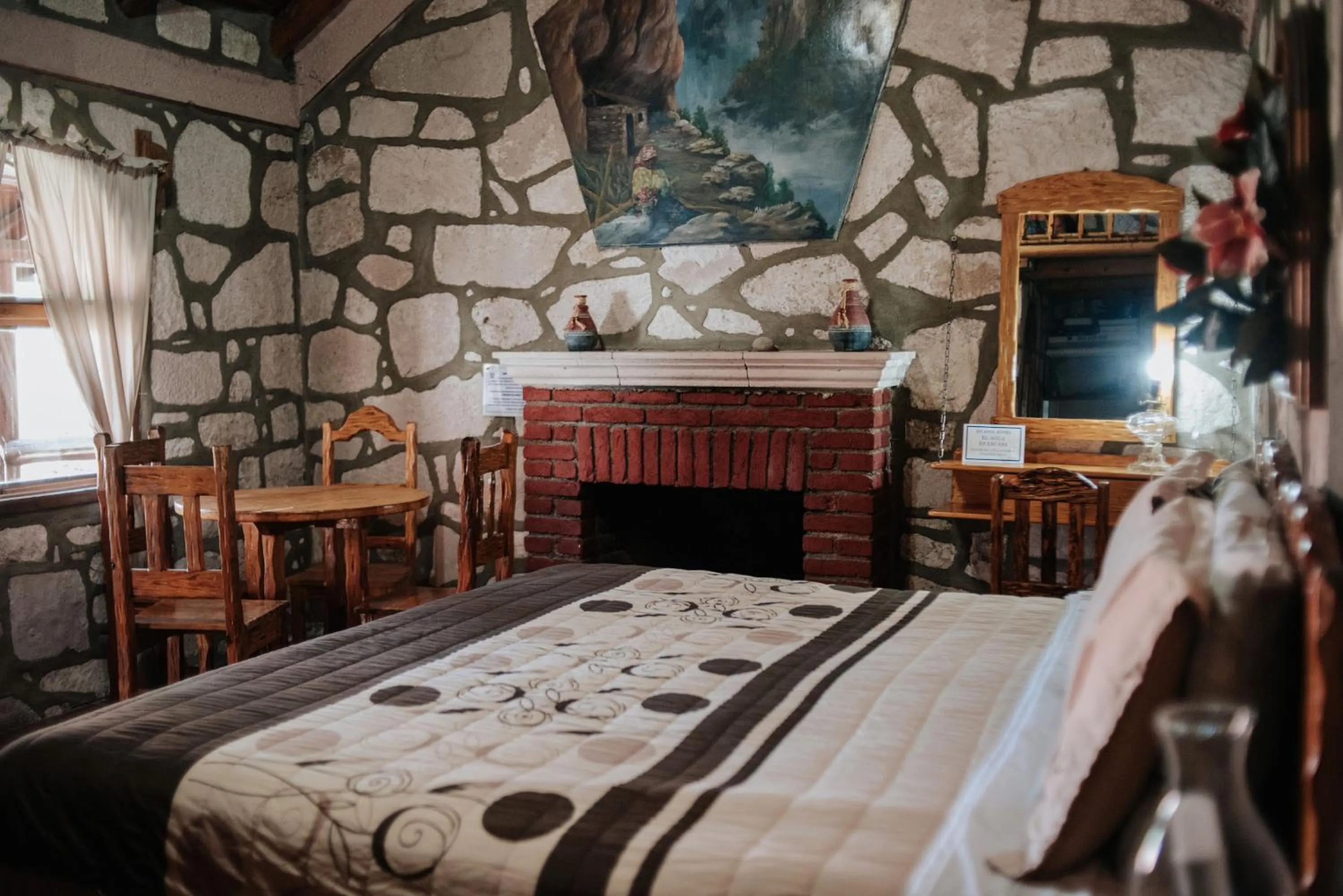 Bedroom, Bed in Hotel Mansion Tarahumara