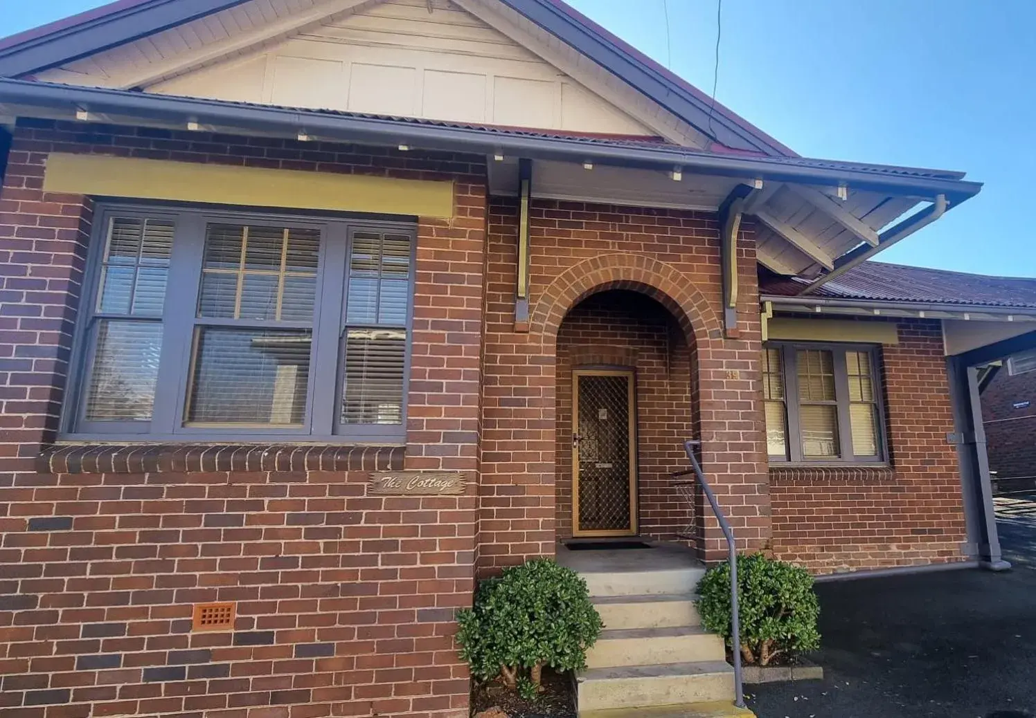 Property building in Waterview Gosford Motor Inn Property building in Waterview Gosford Motor Inn