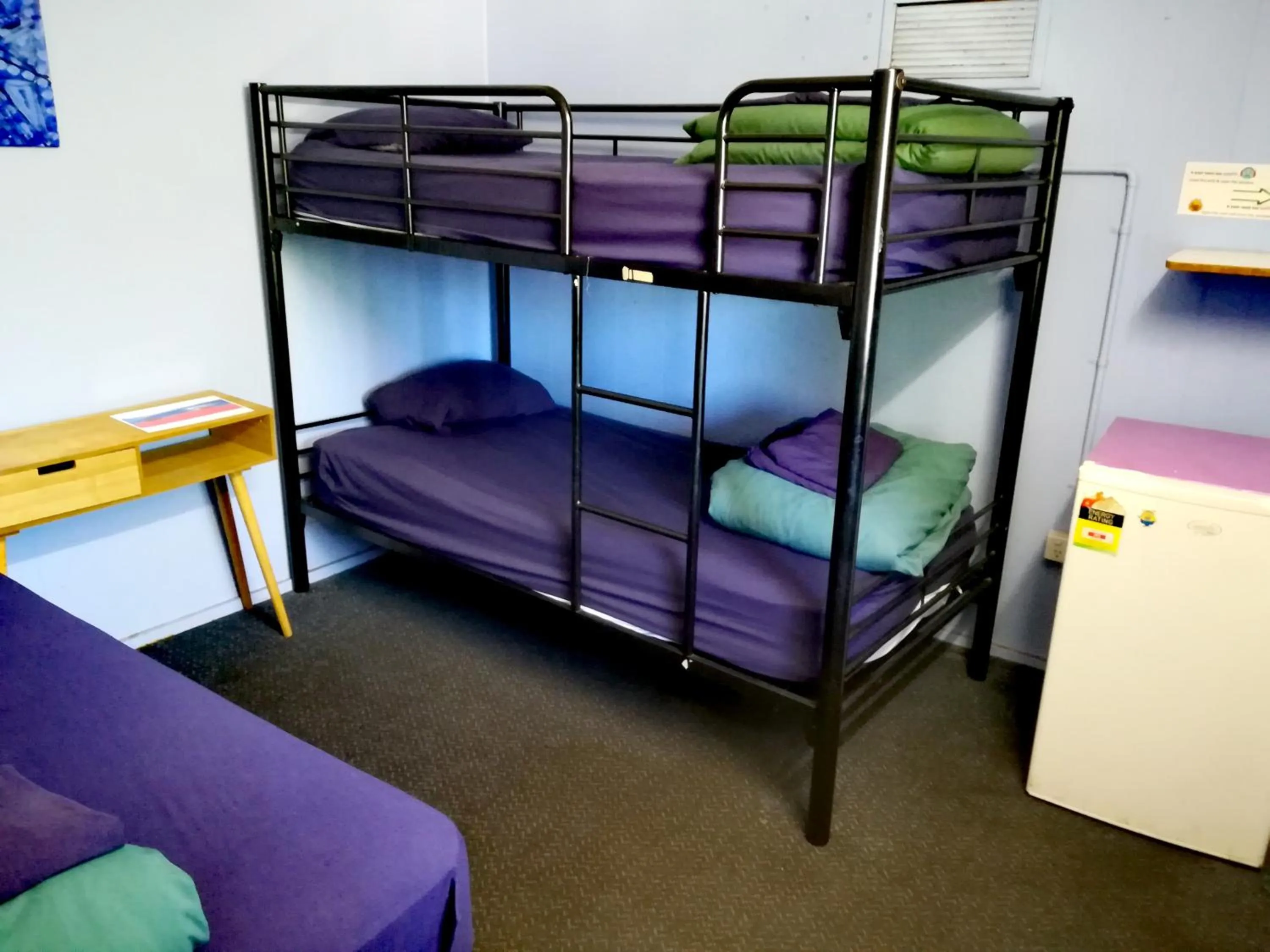 Photo of the whole room, Bed in Alice Lodge