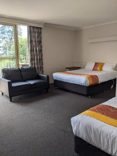 Parklane Motel