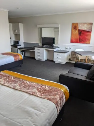 Parklane Motel