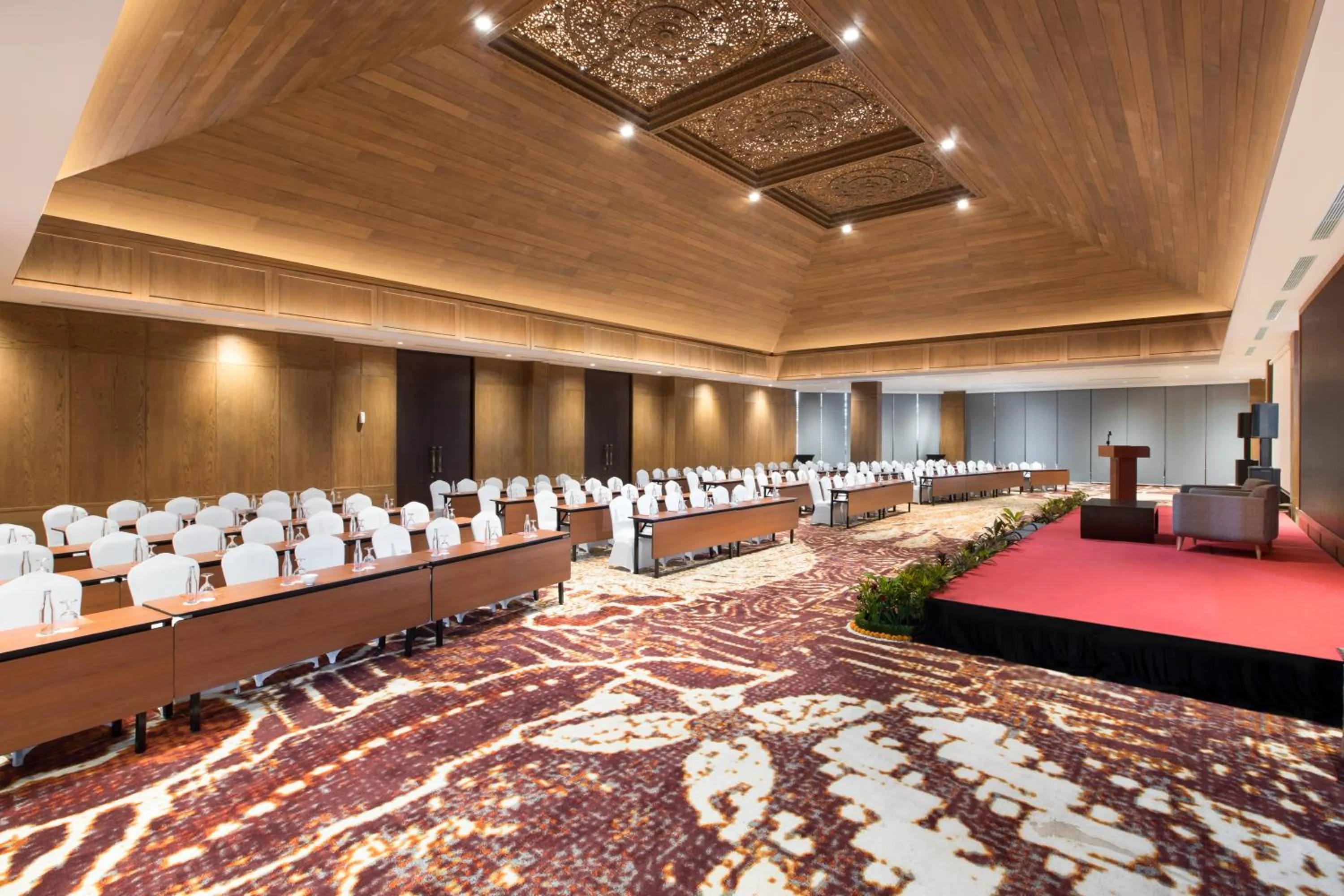 Meeting/conference room in HARRIS Hotel & Residences Sunset Road