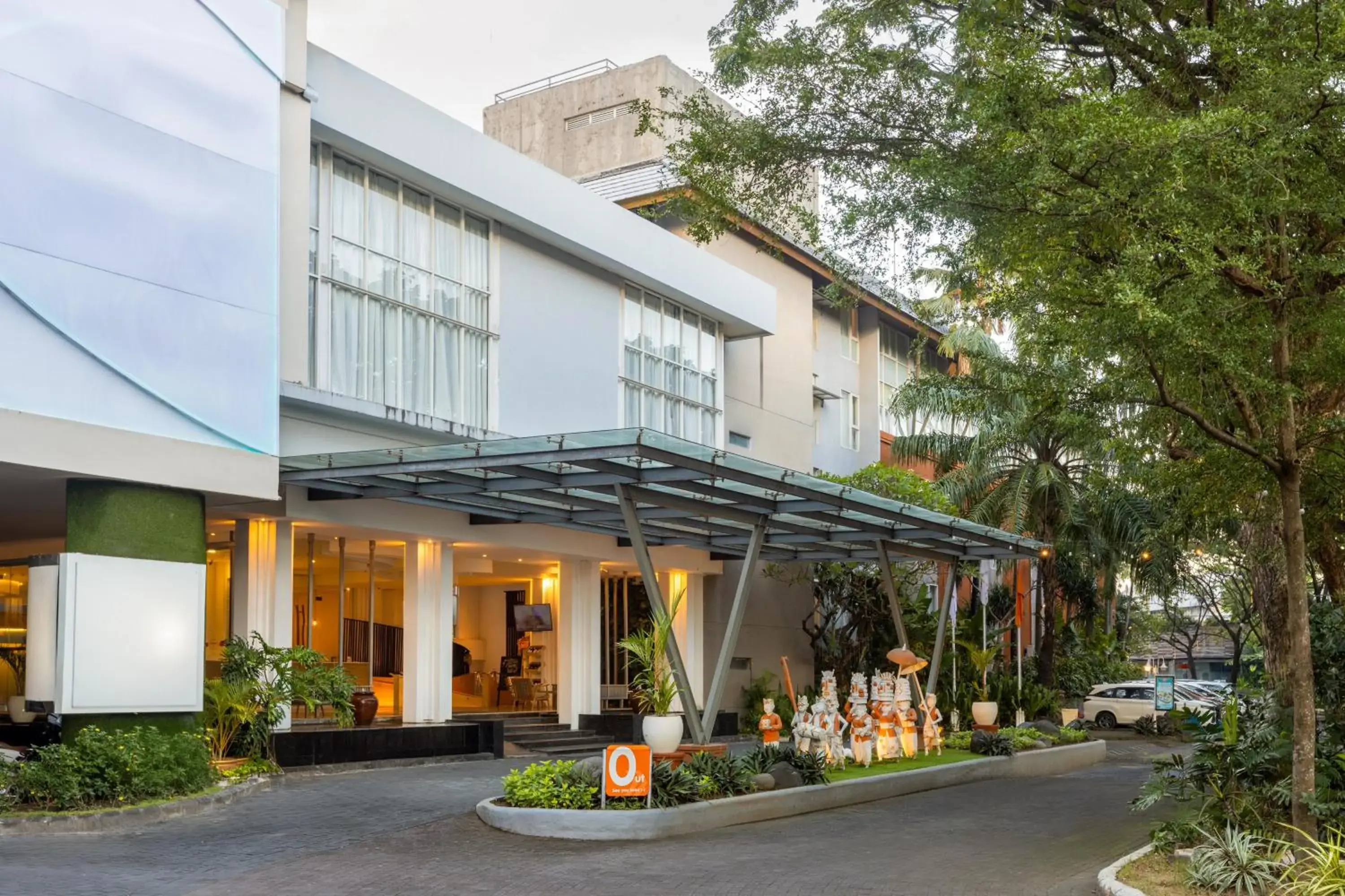 HARRIS Hotel & Residences Sunset Road HARRIS Hotel & Residences Sunset Road