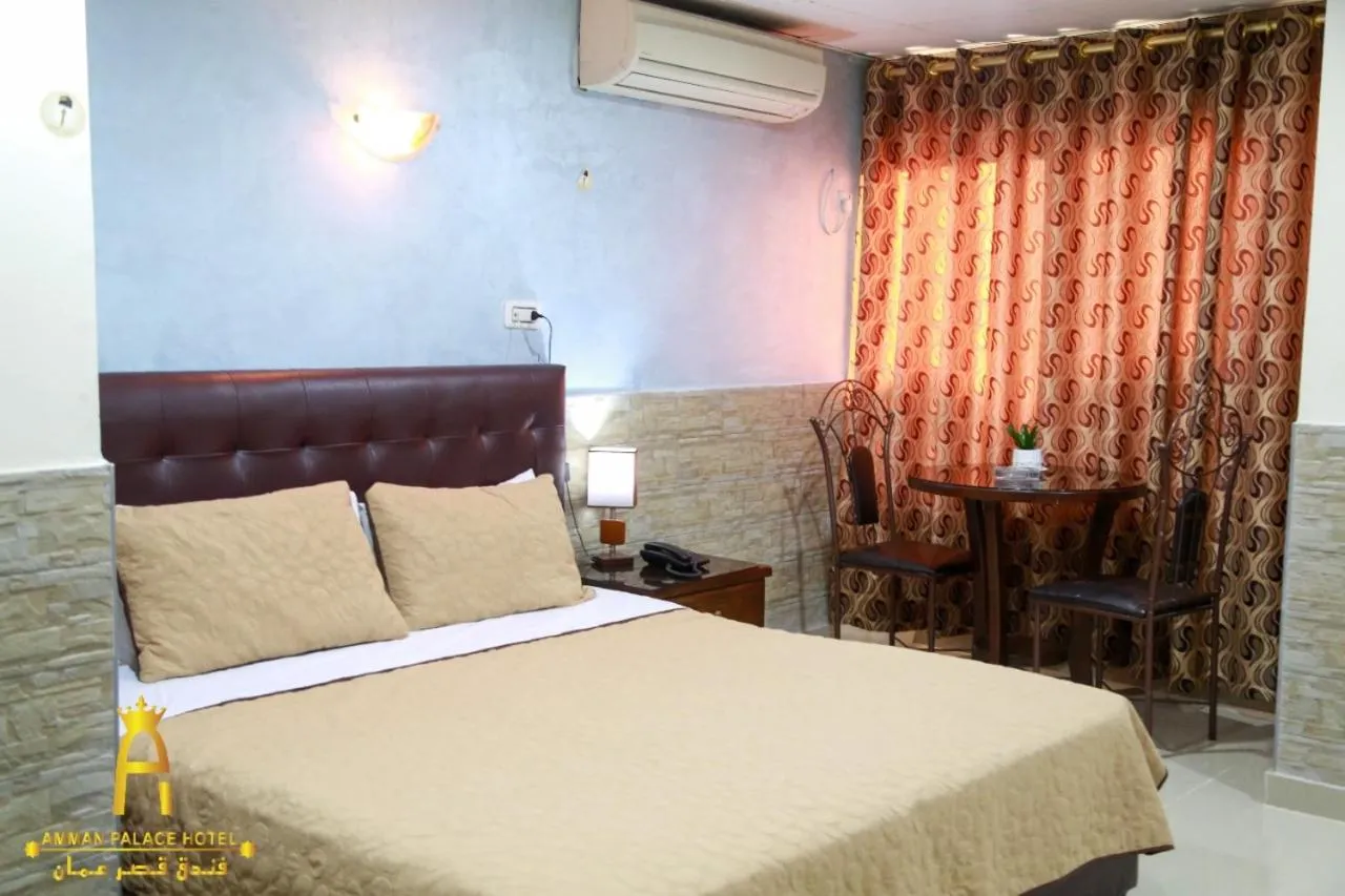 Bedroom, Bed in Amman Palace Hotel