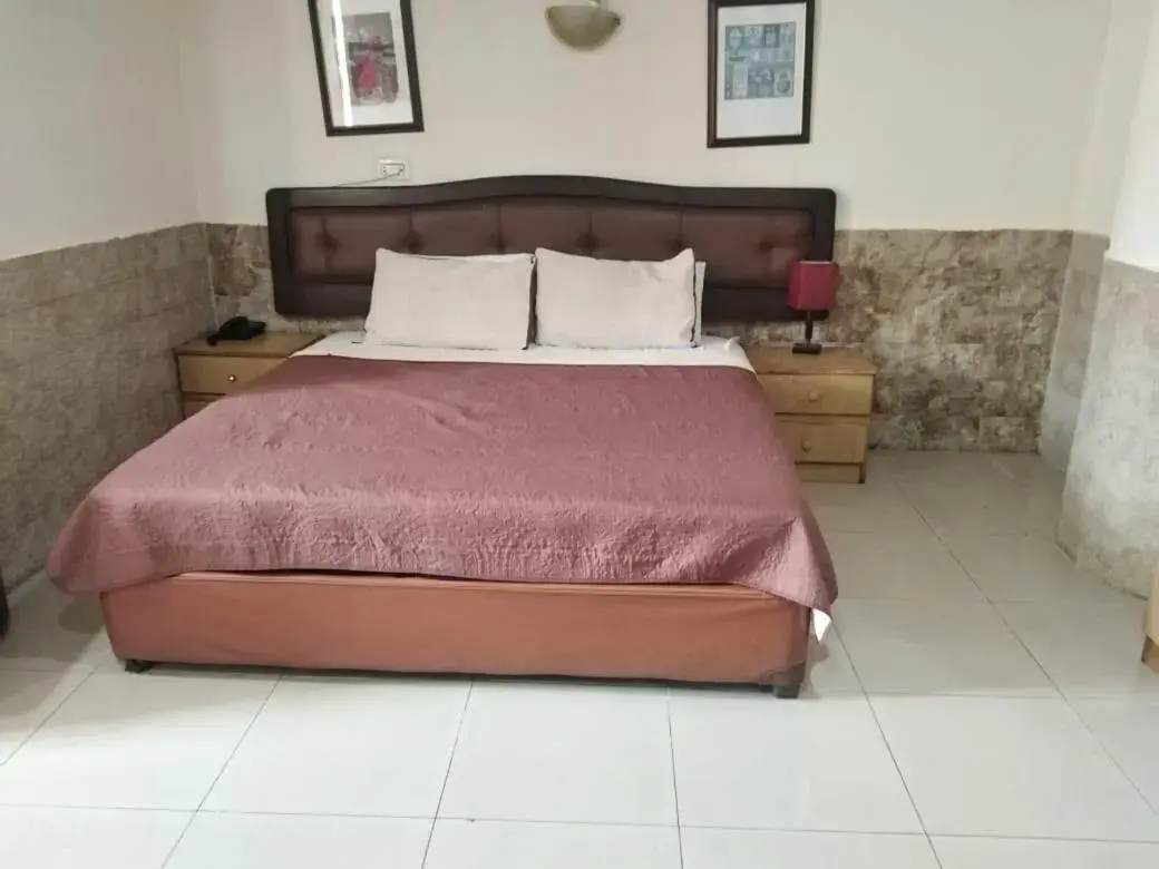 Bed in Amman Palace Hotel Bed in Amman Palace Hotel