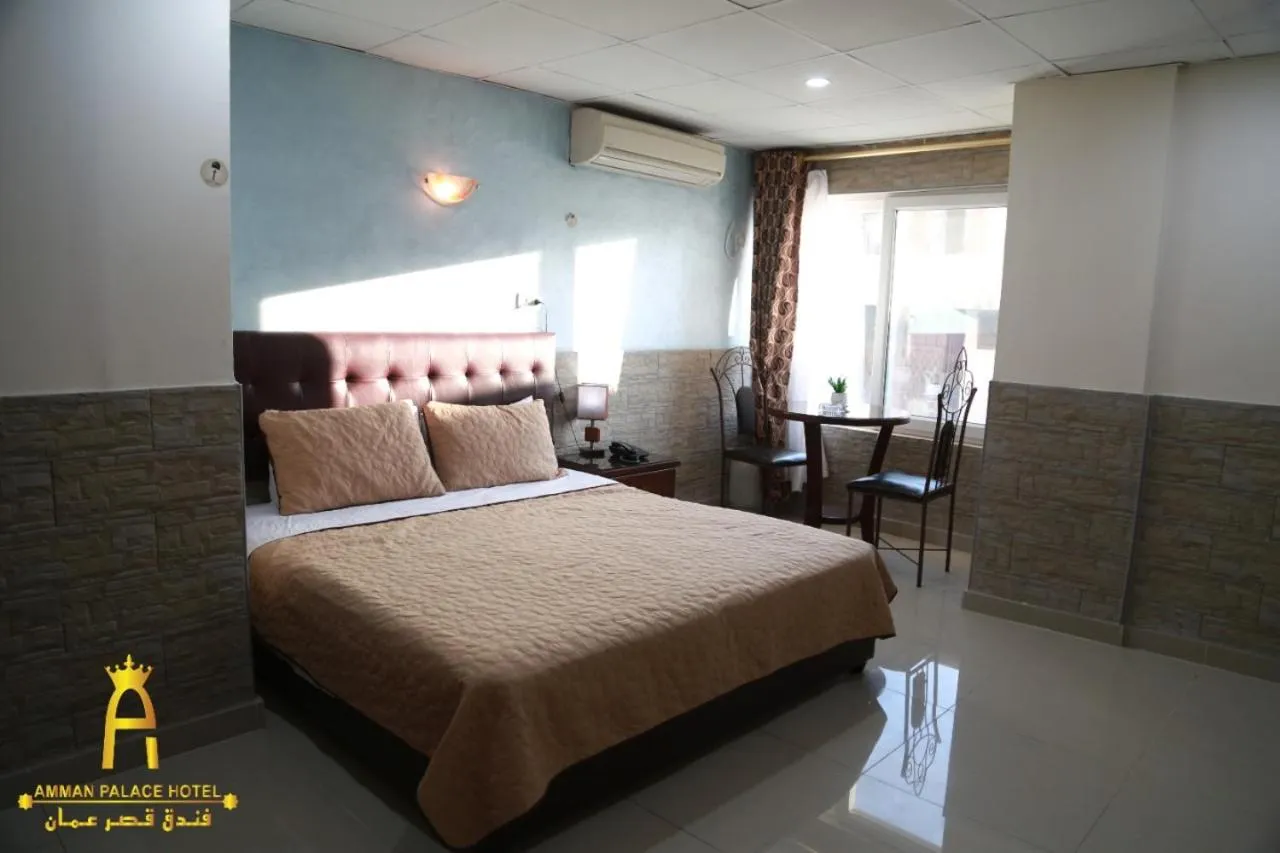 Bedroom, Bed in Amman Palace Hotel