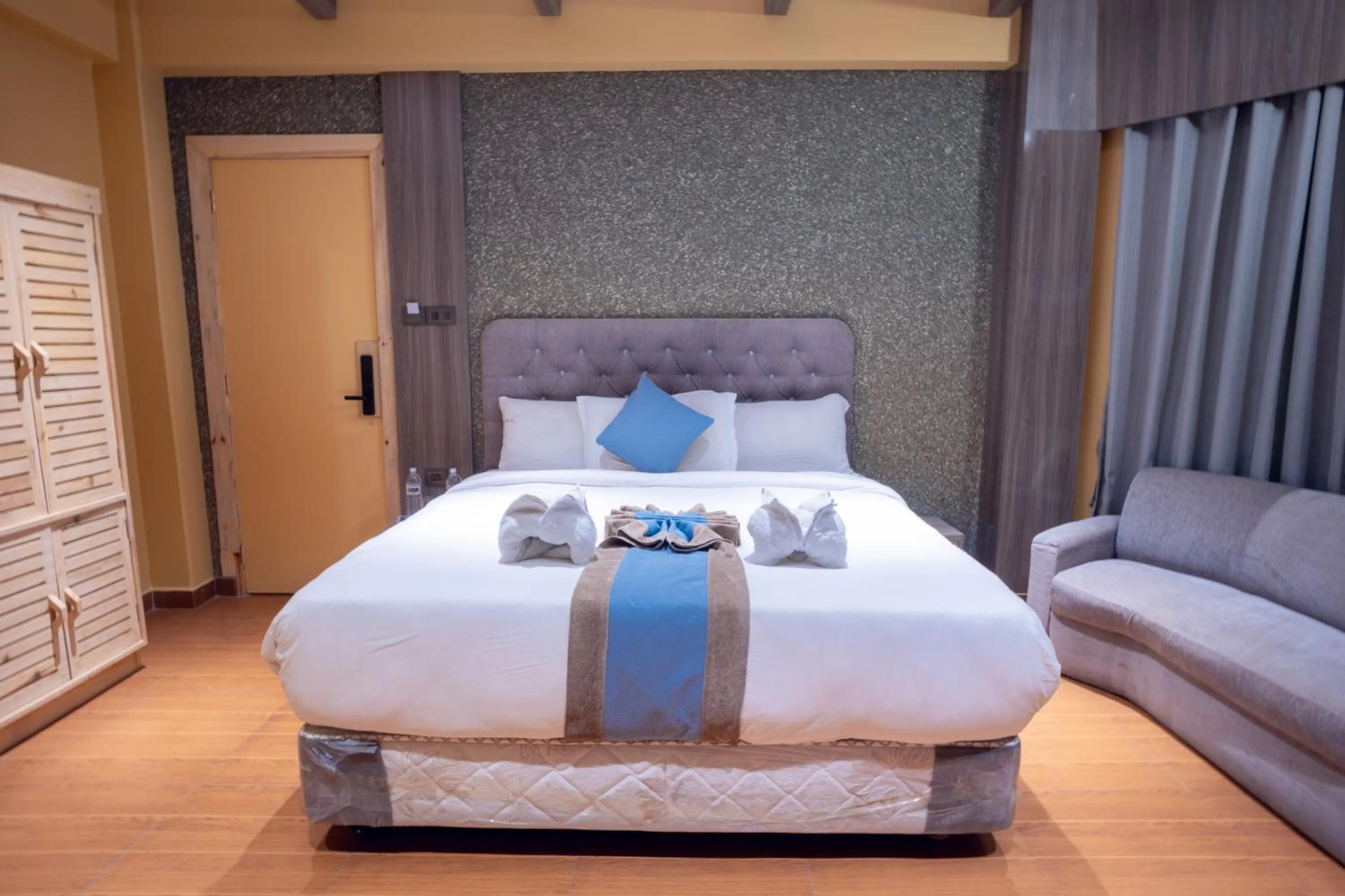 Photo of the whole room, Bed in Trekkers Inn Boutique Hotel Pokhara