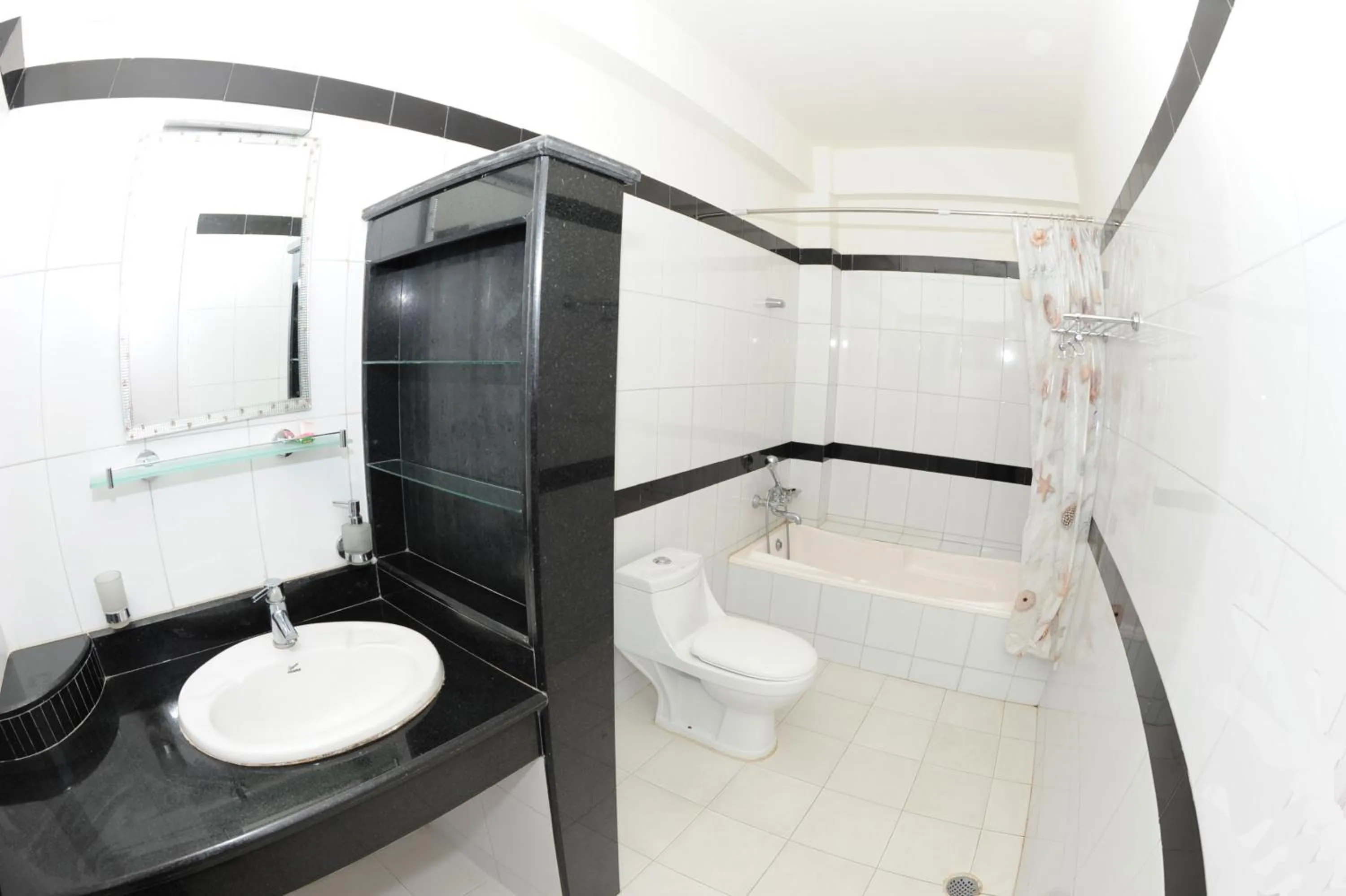 Bathroom in Trekkers Inn Boutique Hotel Pokhara