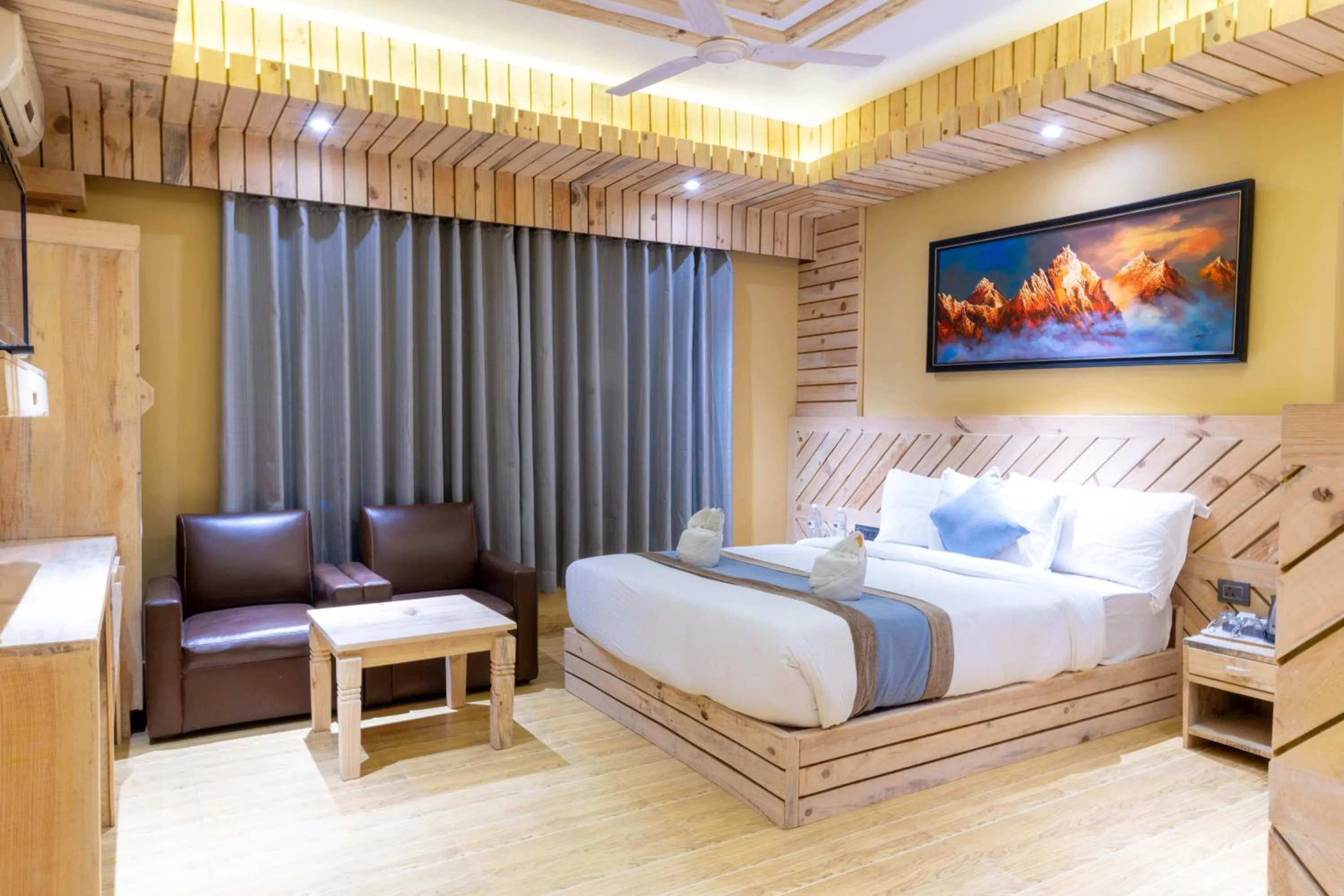 Photo of the whole room, Bed in Trekkers Inn Boutique Hotel Pokhara
