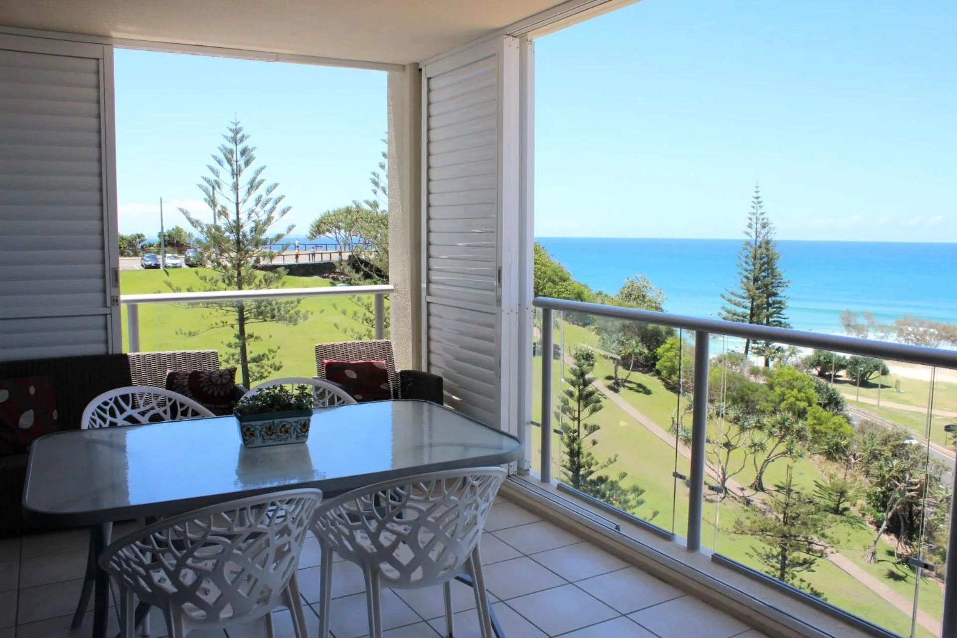 Natural landscape in Blue C Coolangatta