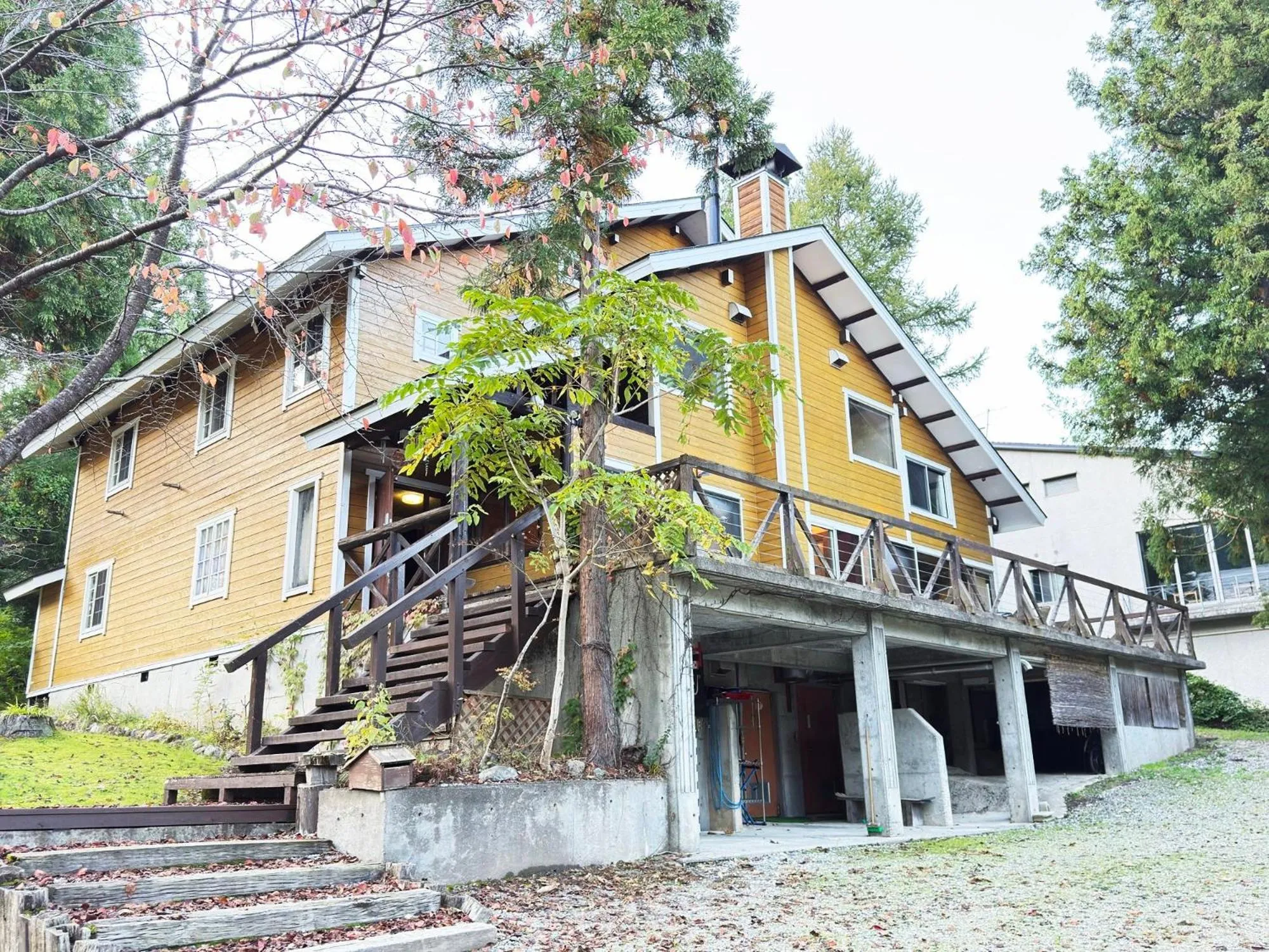 Property building in Santana Lodge Hakuba
