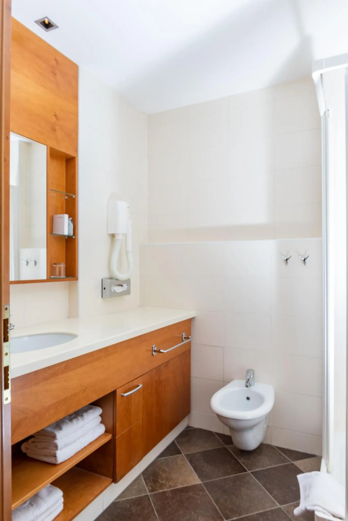 Bathroom in Hotel Vitarium Superior - Terme Krka