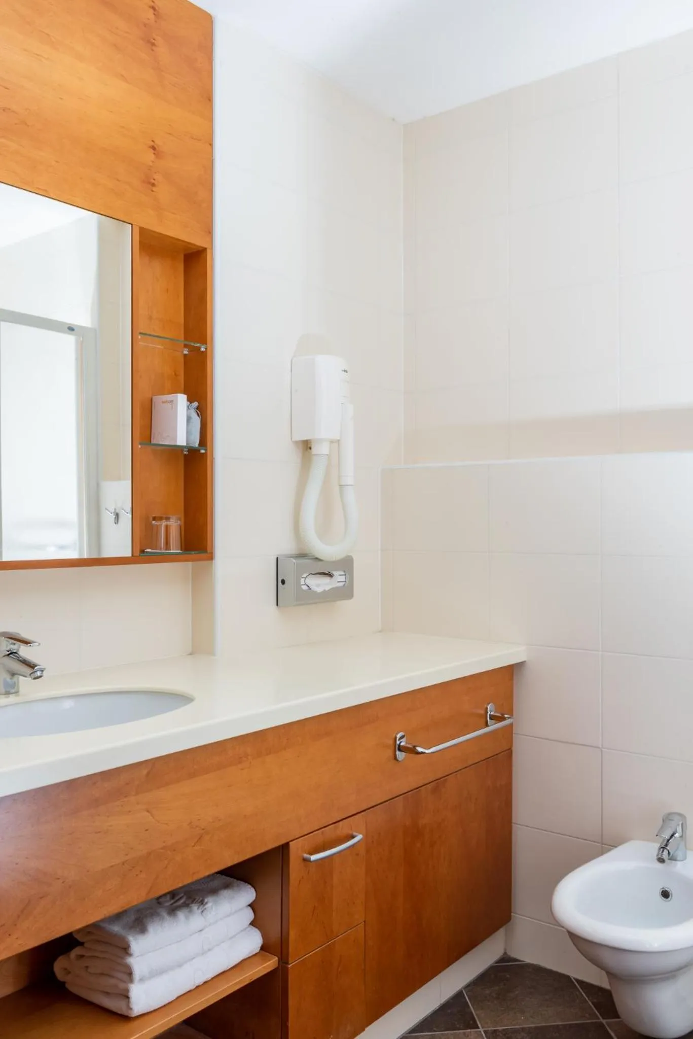 Bathroom in Hotel Vitarium Superior - Terme Krka