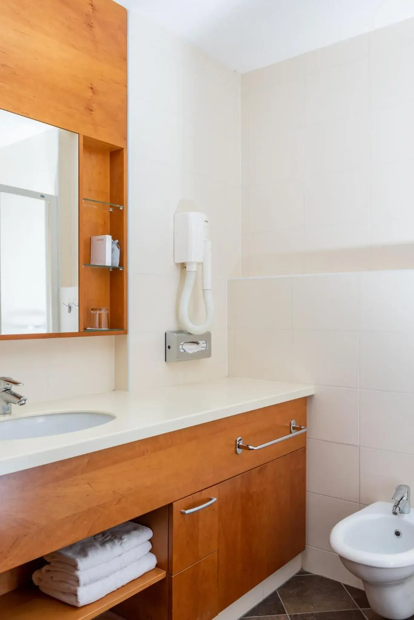 Bathroom in Hotel Vitarium Superior - Terme Krka Bathroom in Hotel Vitarium Superior - Terme Krka