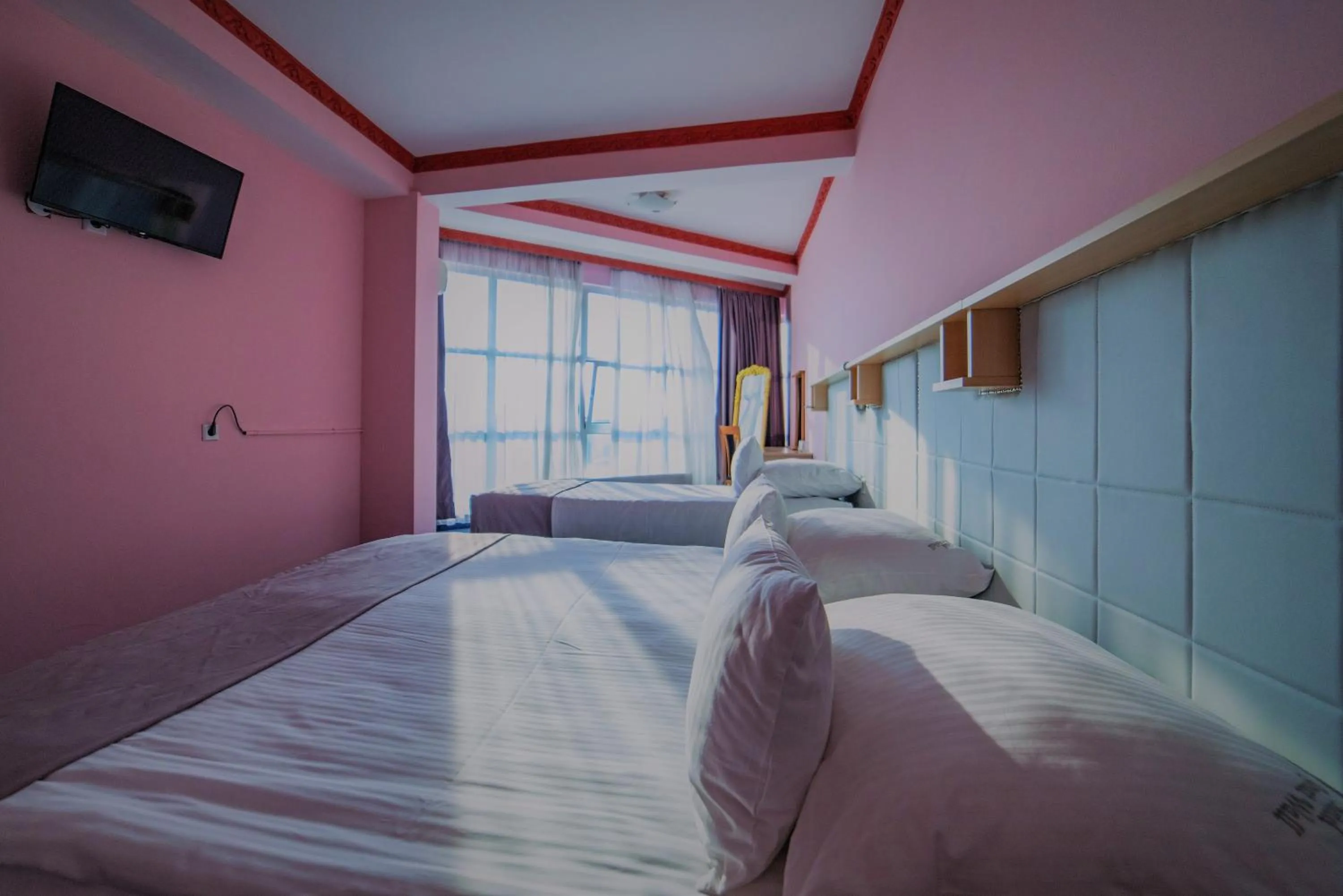 Comfort Triple Room in Hotel & Restaurant Great Wall - Airport