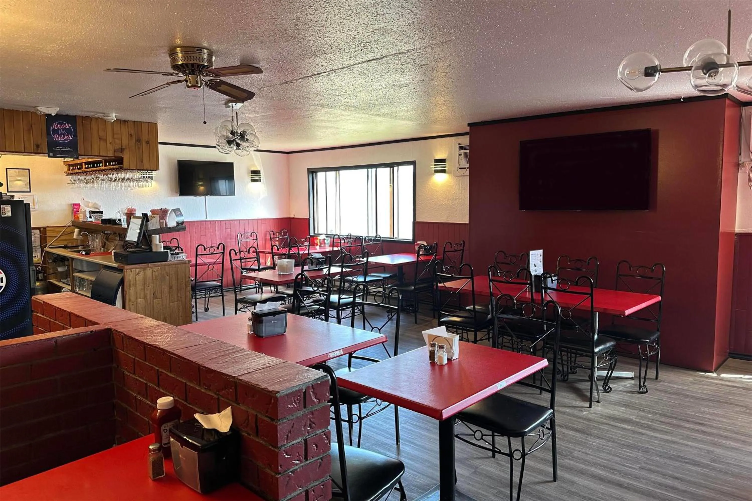 Restaurant/places to eat in Travelodge by Wyndam Chetwynd