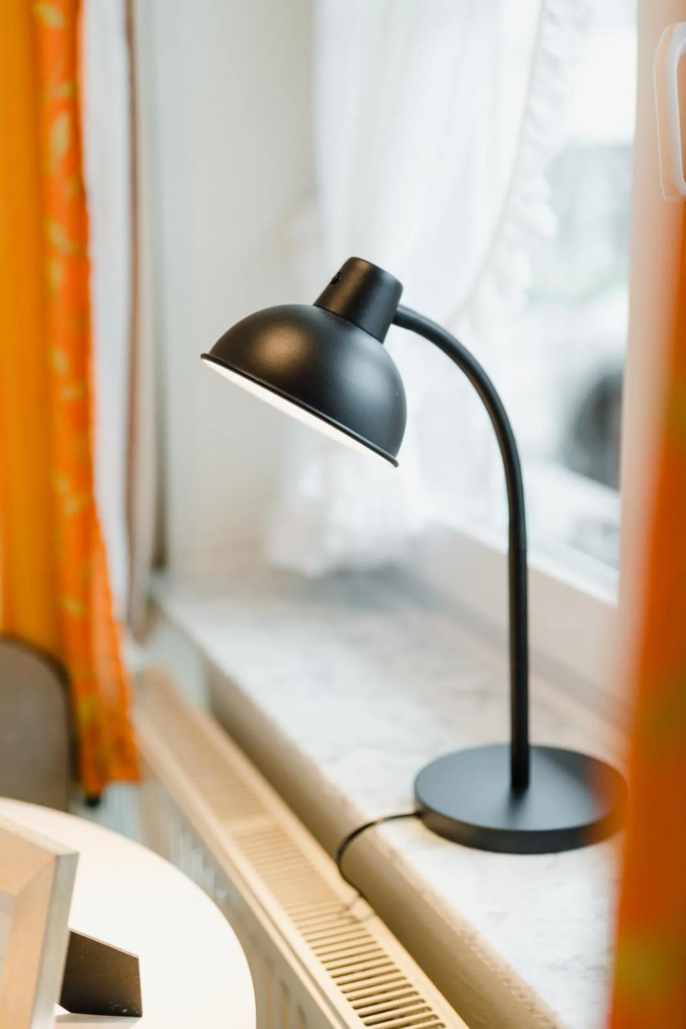 Property building, Bed in Hotel Restaurant Tychon AG