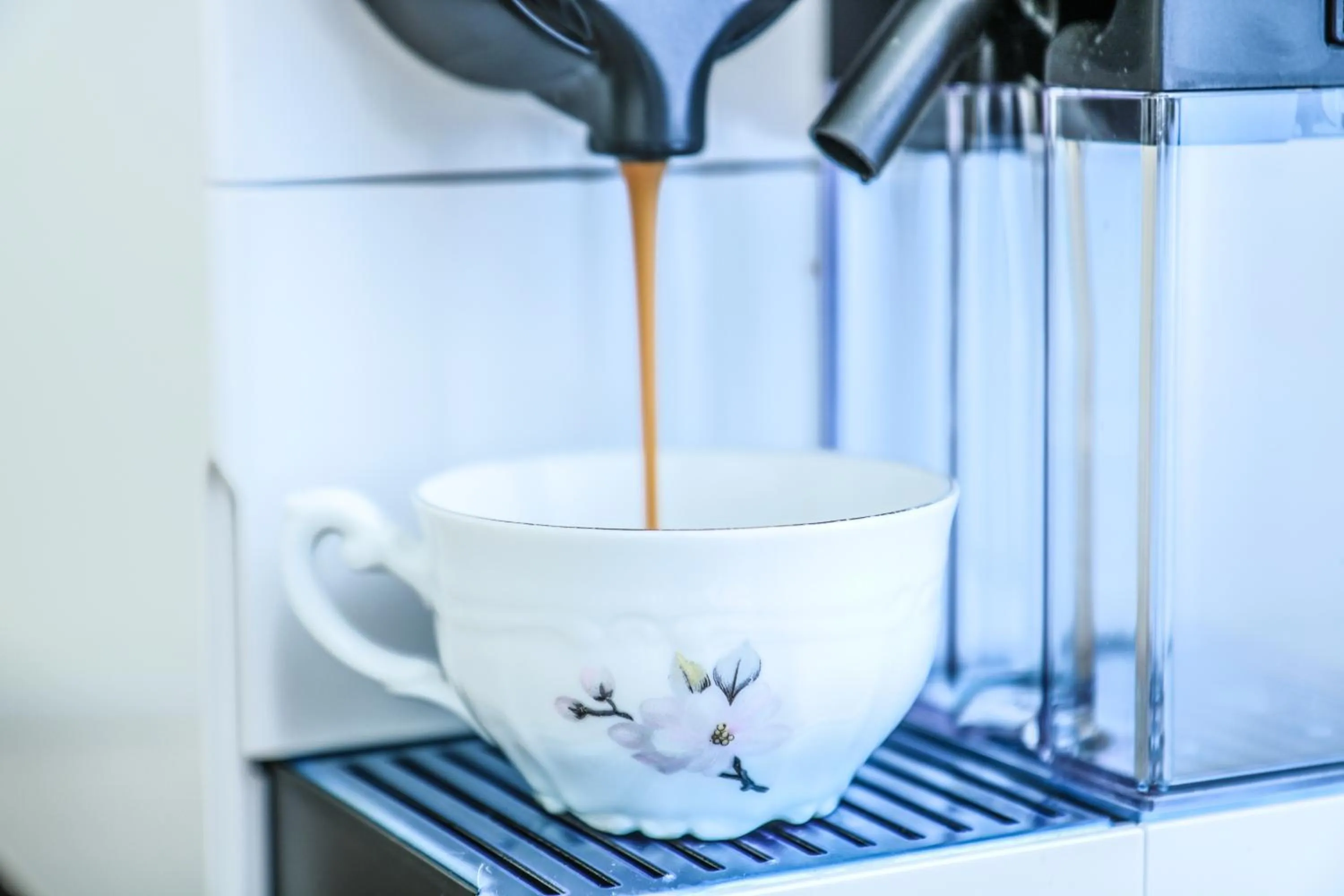 Coffee/tea facilities in Scognamiglio Suites