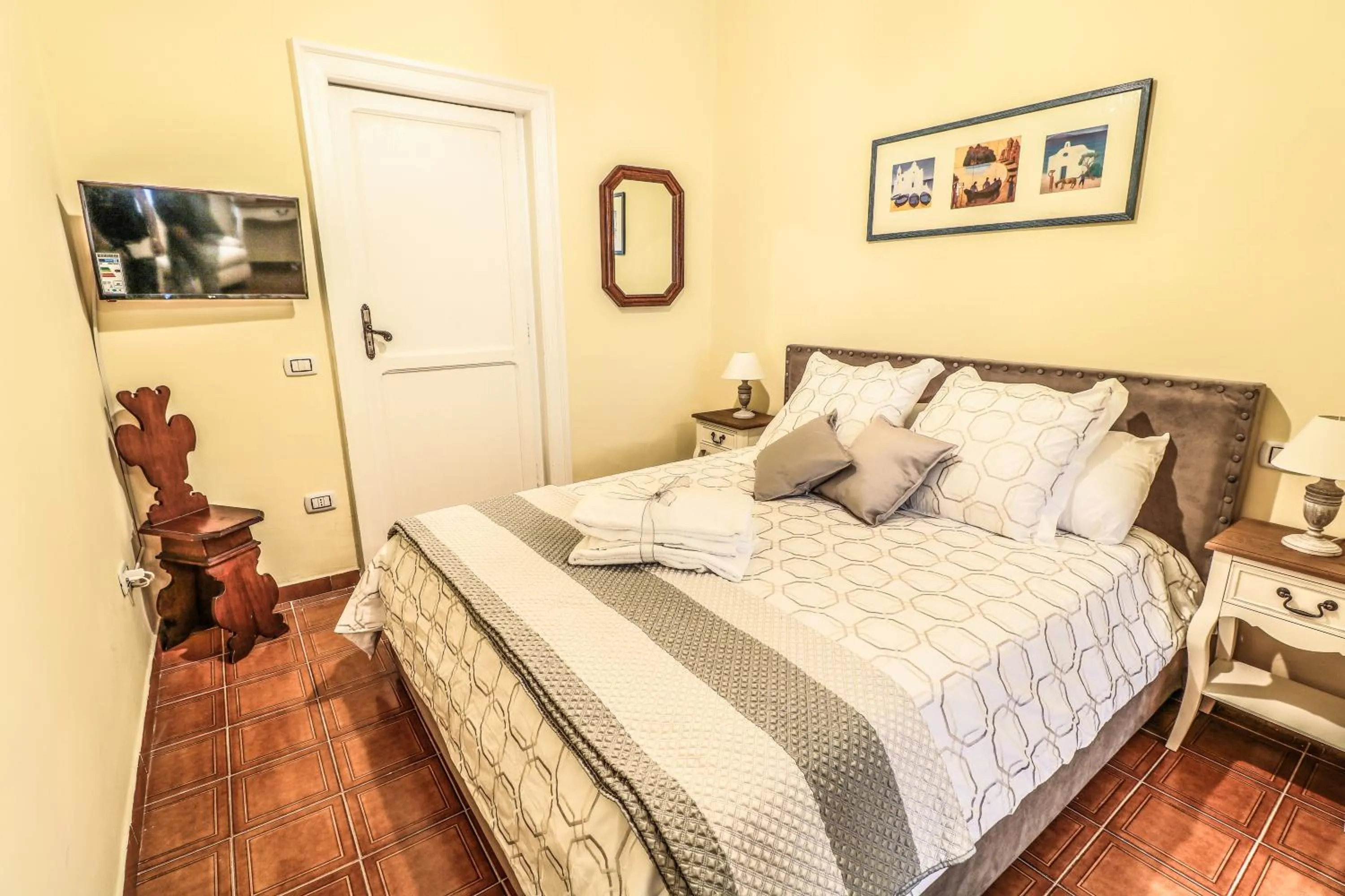 Bed in Scognamiglio Suites