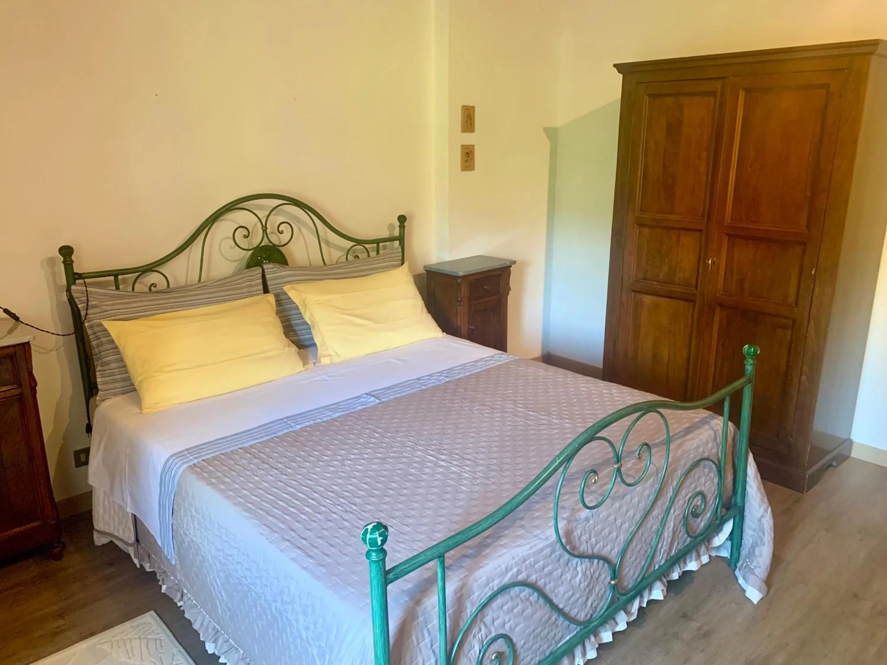 Bed in Villa del lago