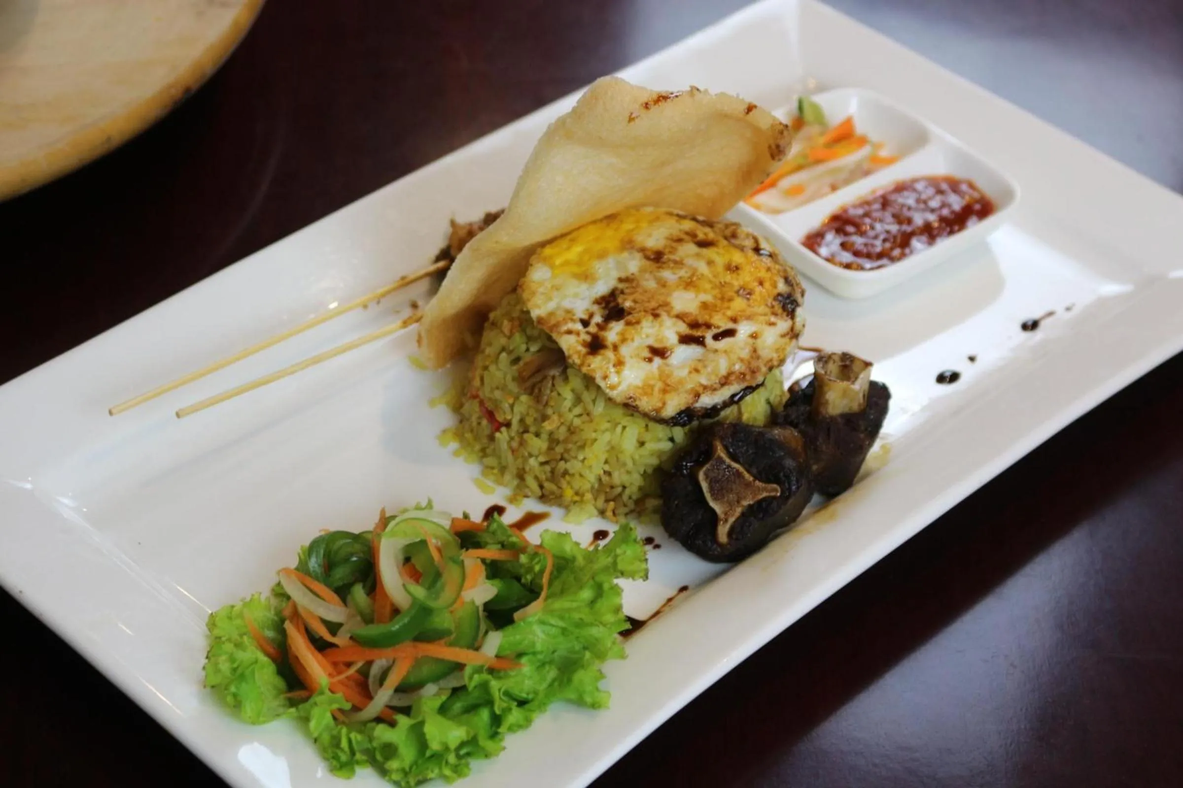 Restaurant/places to eat in Prime Plaza Hotel Purwakarta