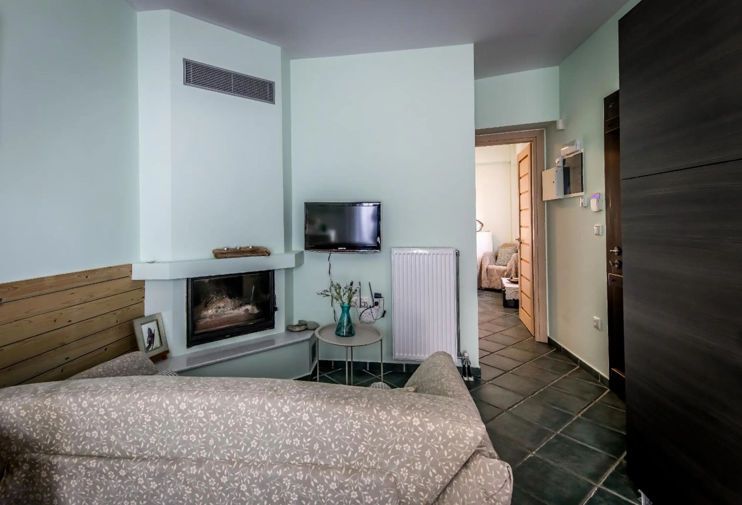 Seating area, Bed in Nymfes