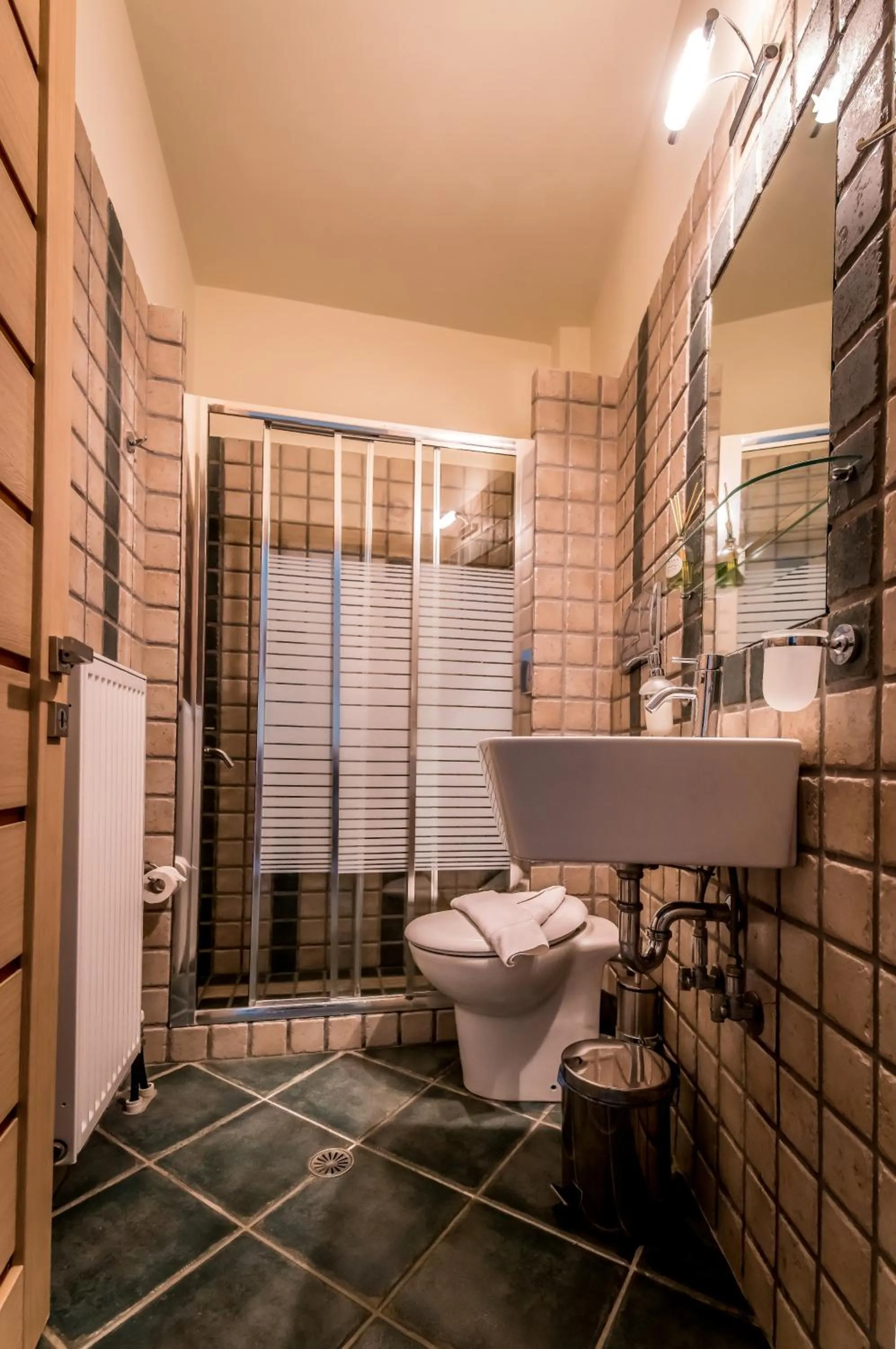 Bathroom in Nymfes