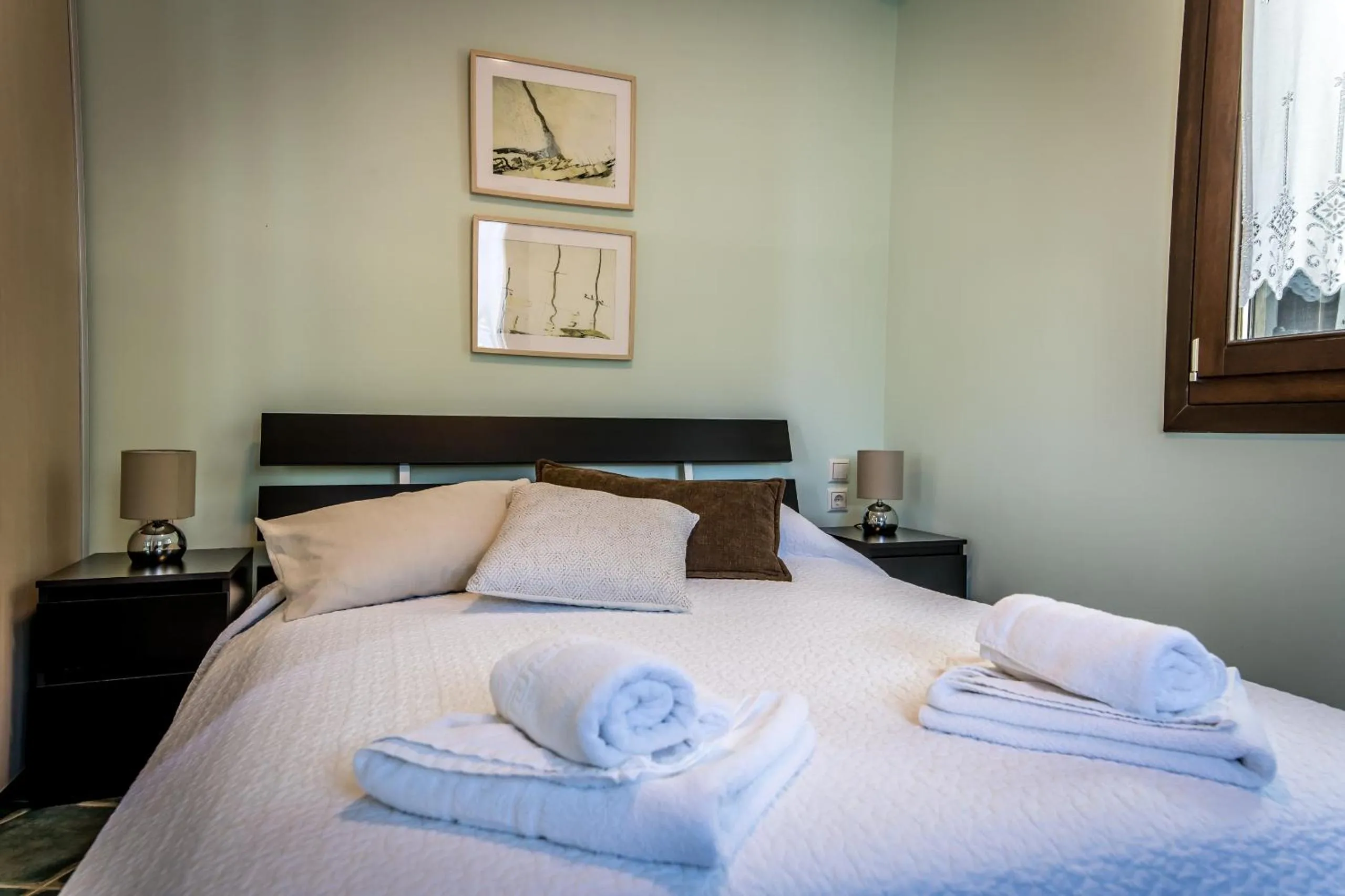 Bedroom, Bed in Nymfes