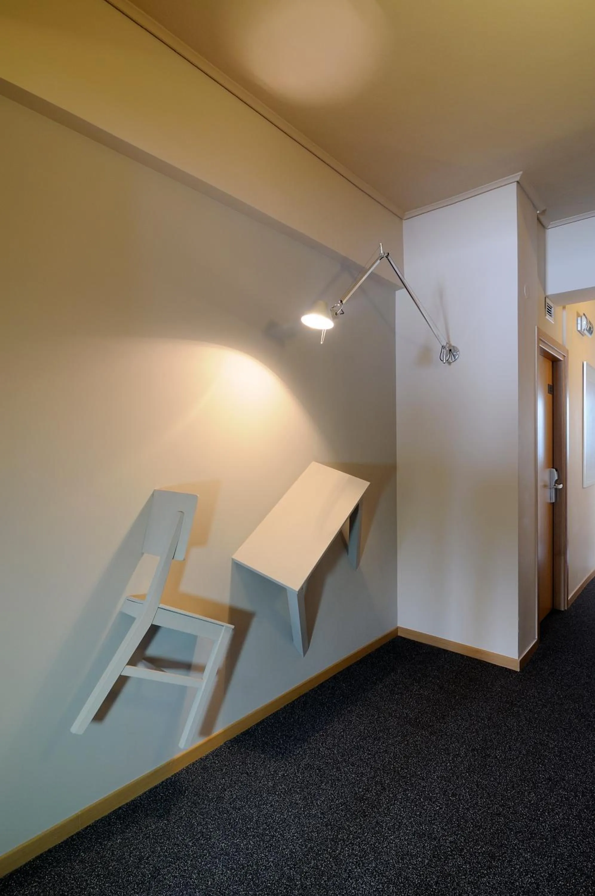 Photo of the whole room in Maniatis Hotel