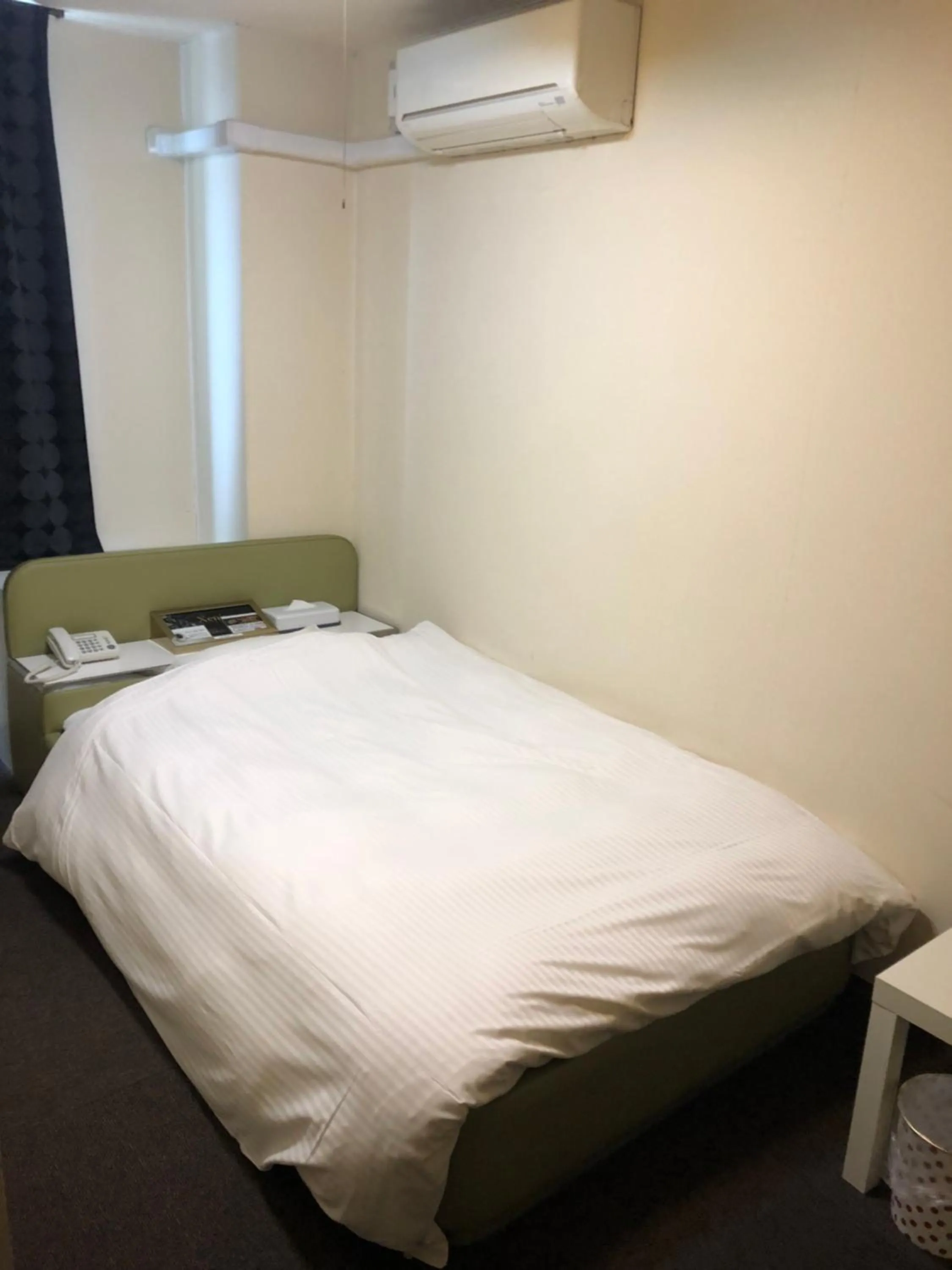 Photo of the whole room, Bed in Hotel Xenia Takinoyashiro