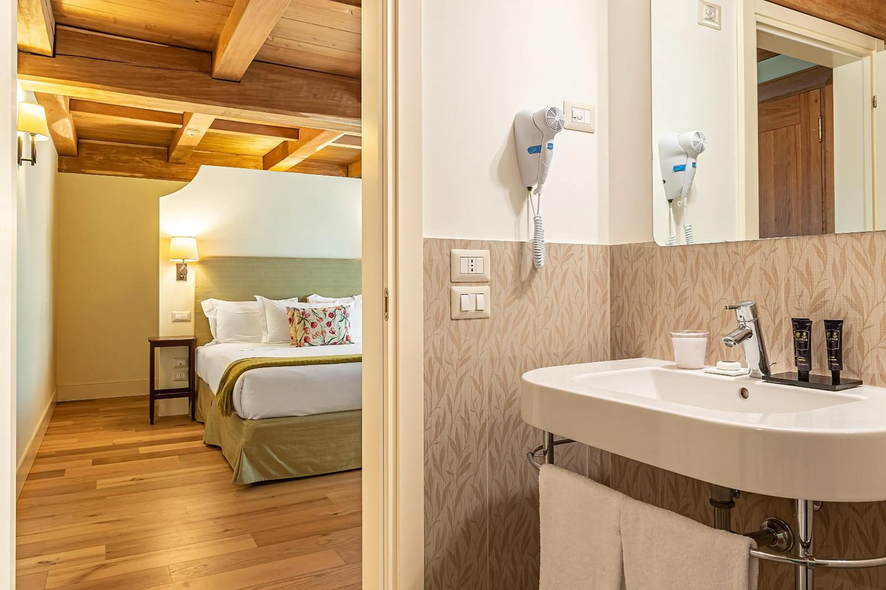 Bedroom, Bed in Fiori e Frutti Agriresort