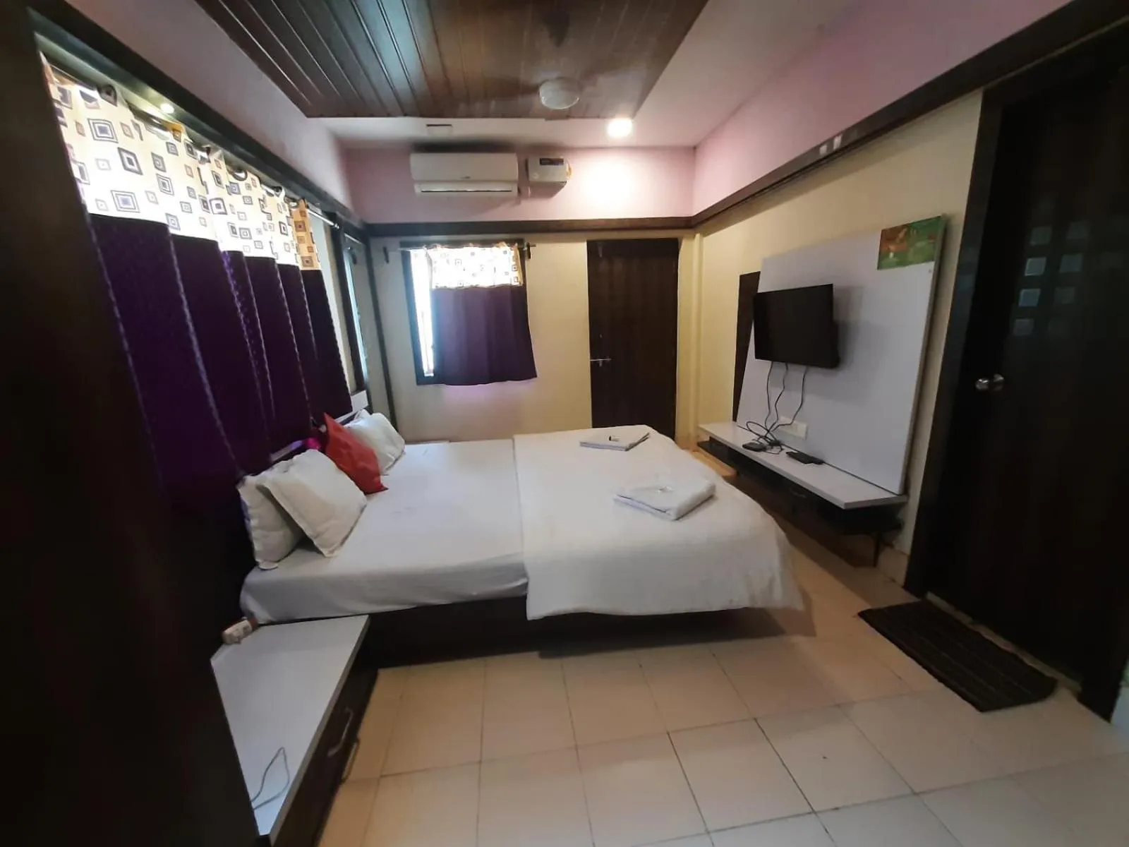 Bedroom, Bed in Hotel Grand Murud janjira