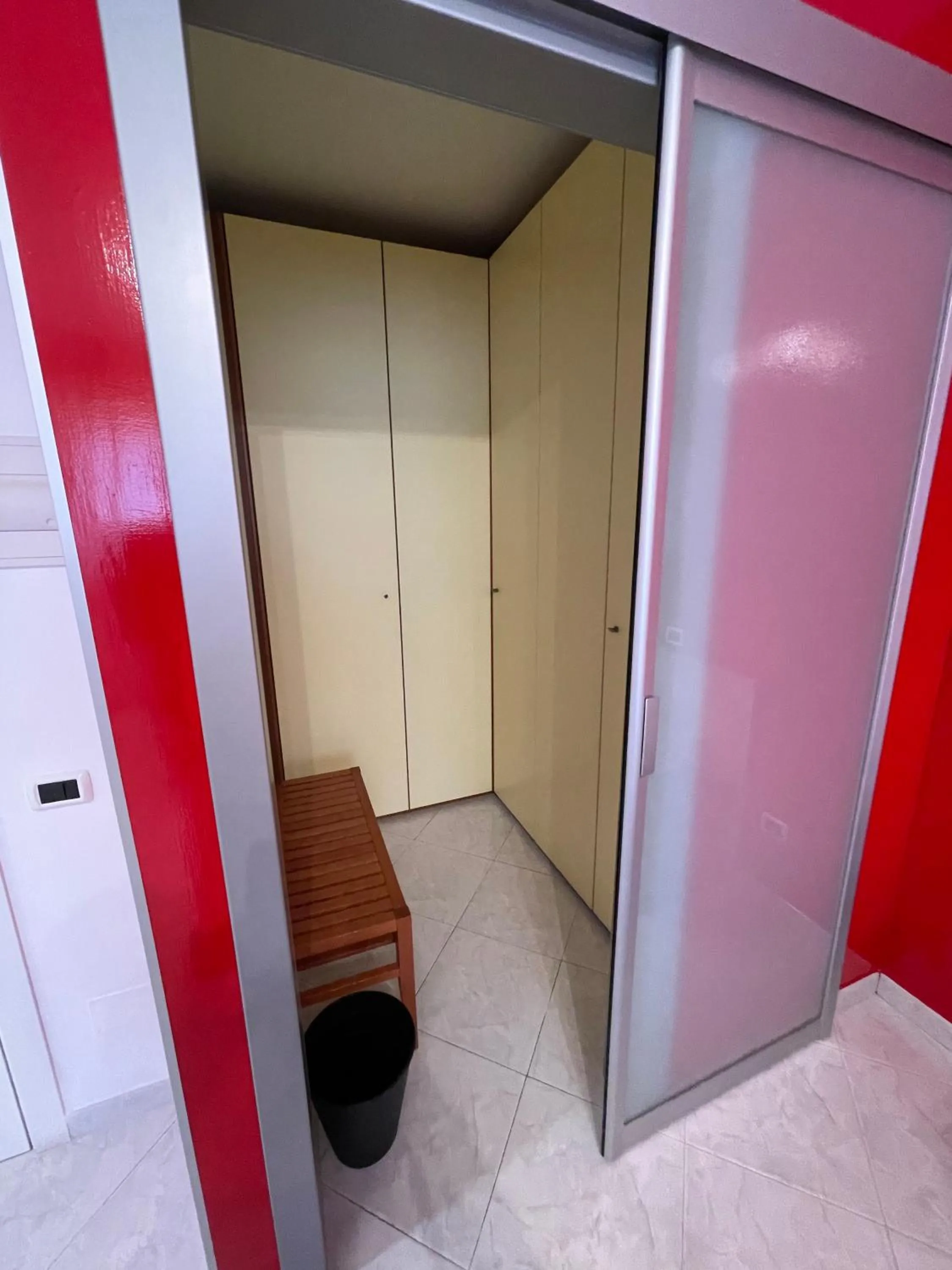 wardrobe in B&B Elia's
