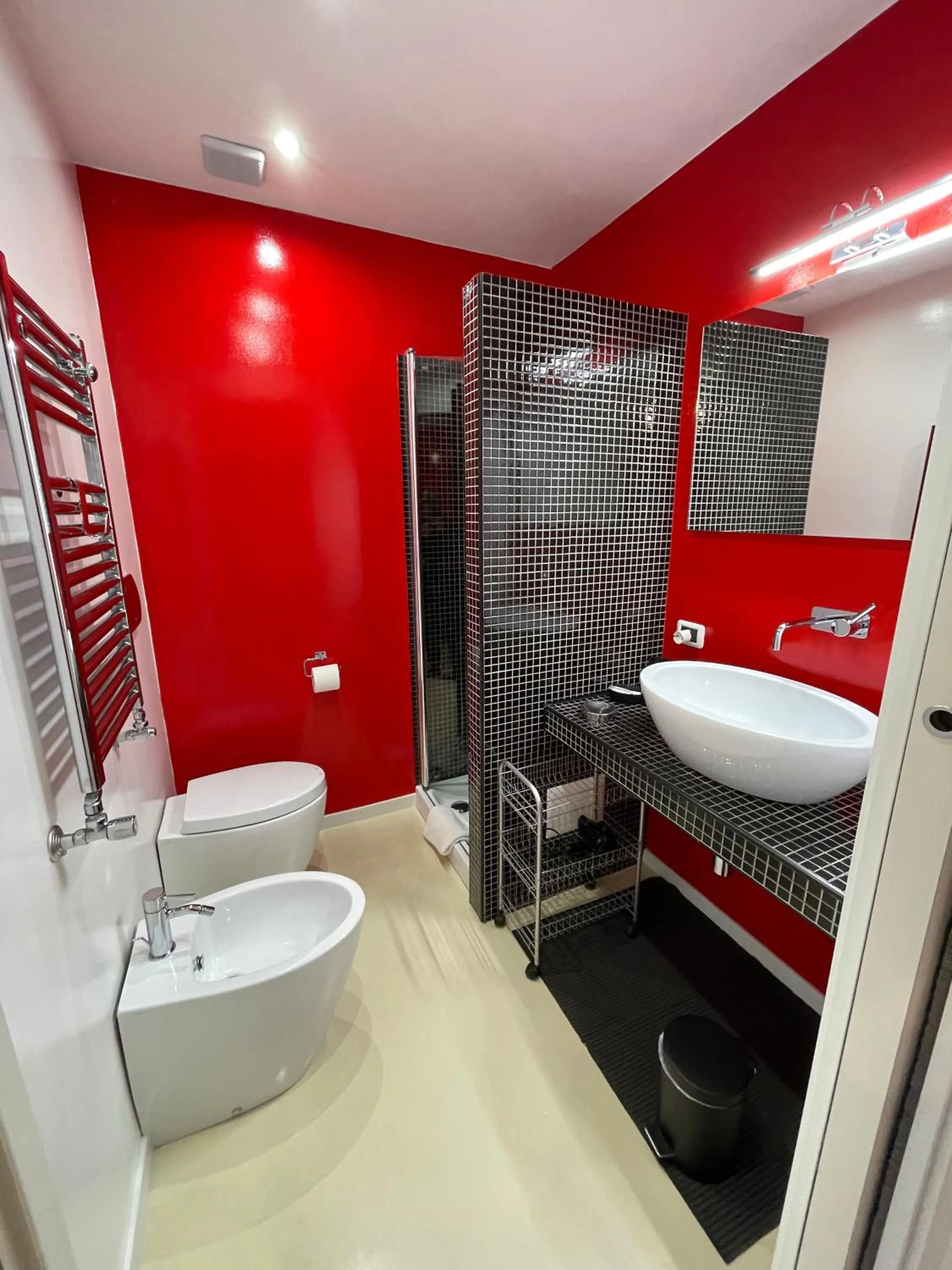 Shower in B&B Elia's