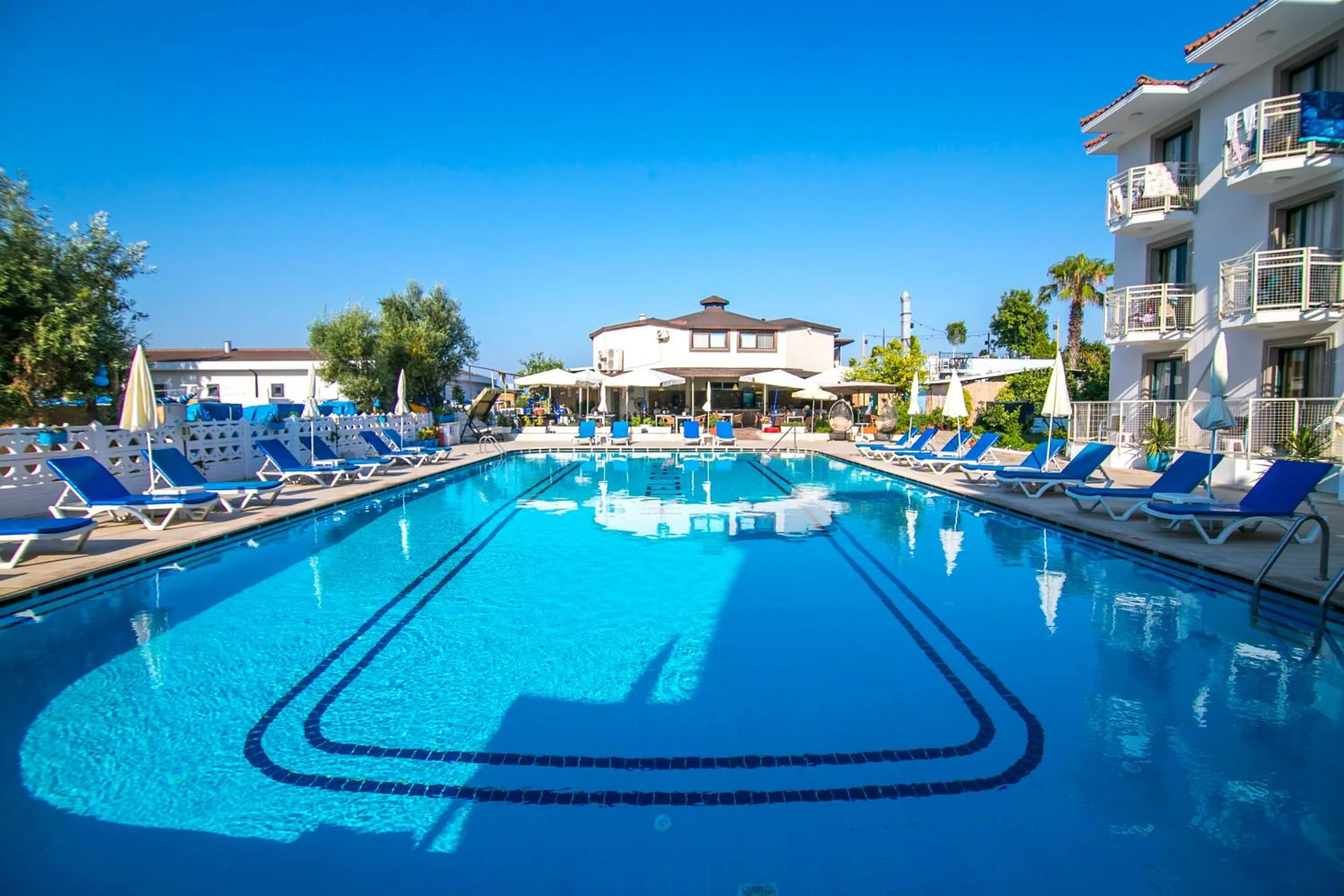 Property building in Bahar Hotels