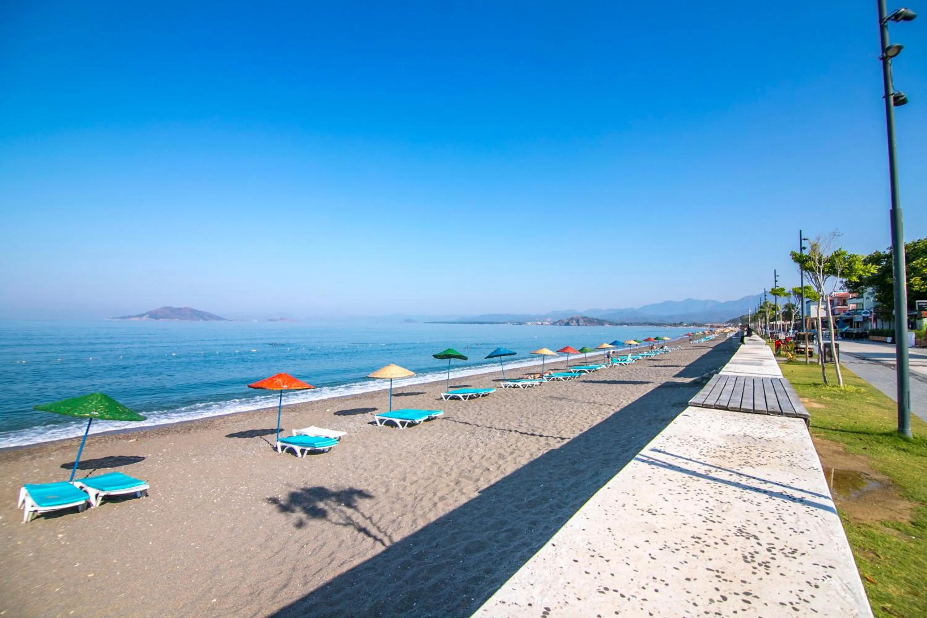 Beach in Bahar Hotels
