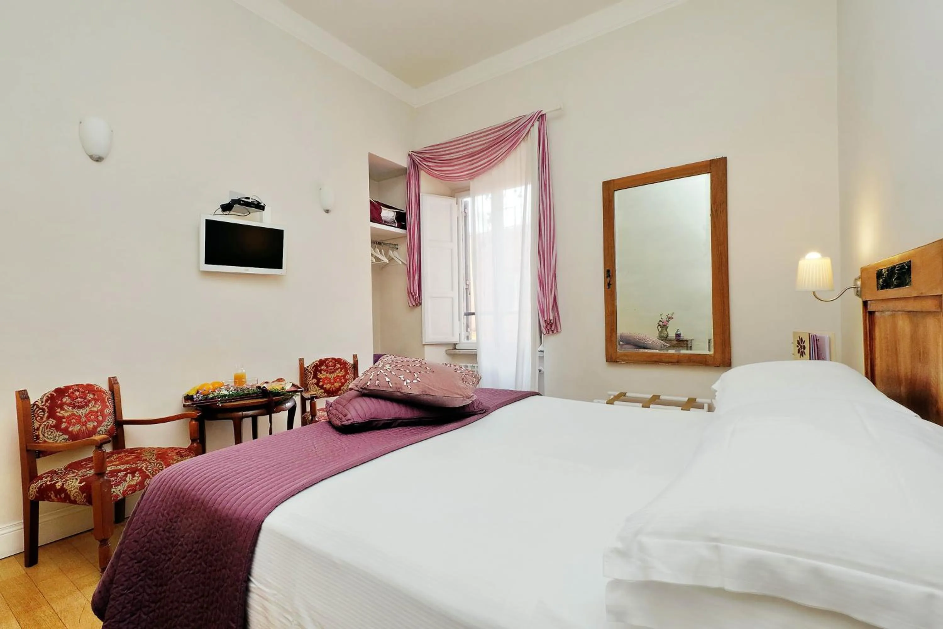 Photo of the whole room, Bed in Guest House Amaranto Romano